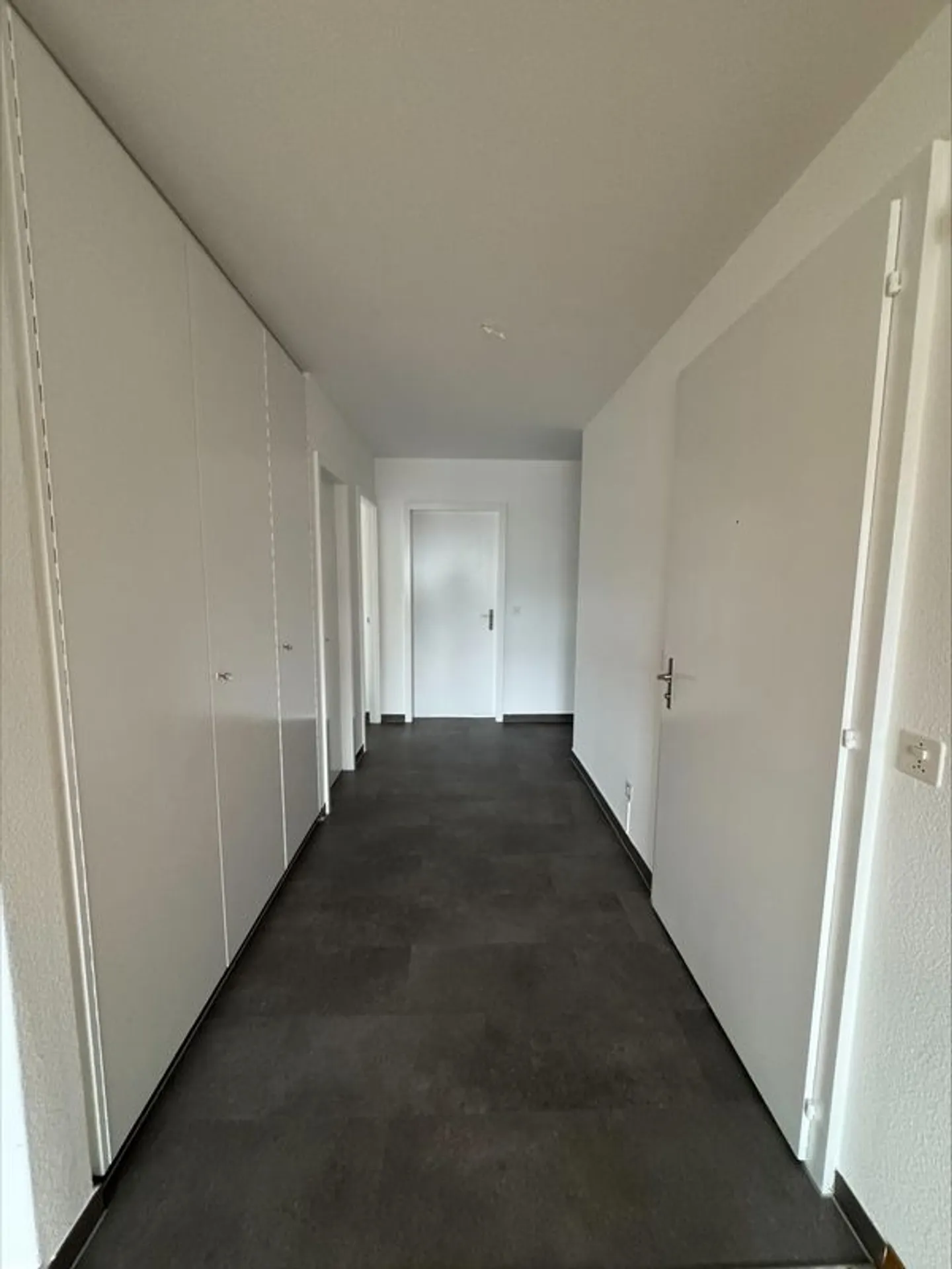 3.5 Room Apartment - Photo 12 of 12