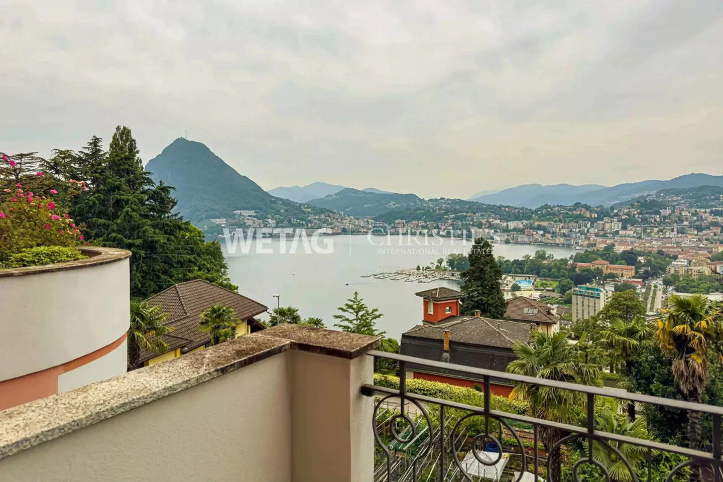 Lugano-Ruvigliana: elegant apartment with breathtaking lake view, pool & garden for sale - Photo 2 of 9