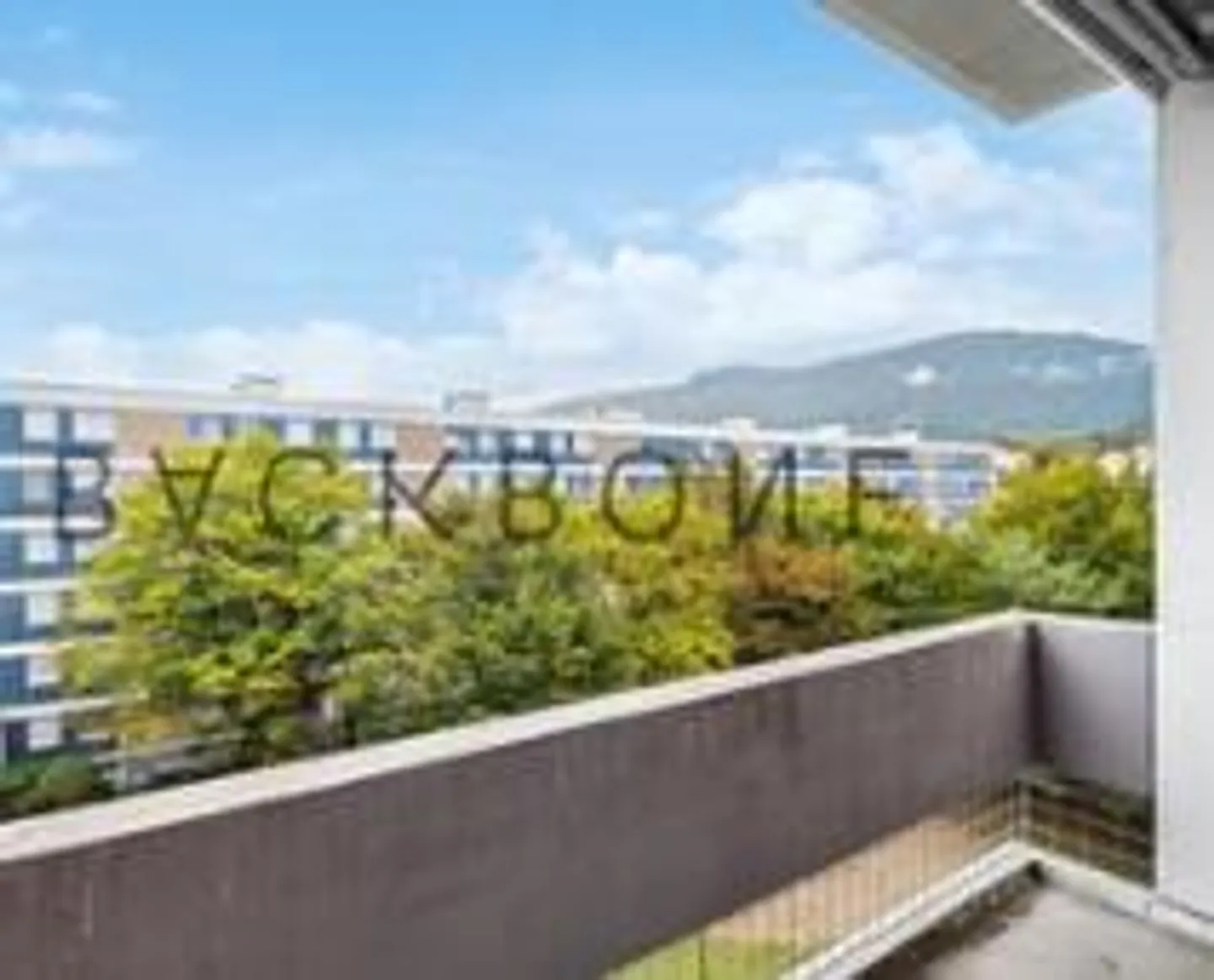 Bright 3.5-room apartment on the 5th floor with beautiful views - Photo 11 of 13