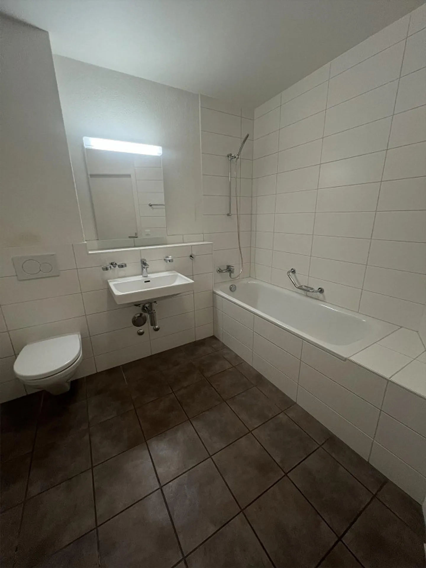 Cozy Apartment Near Amenities - Photo 3 of 3
