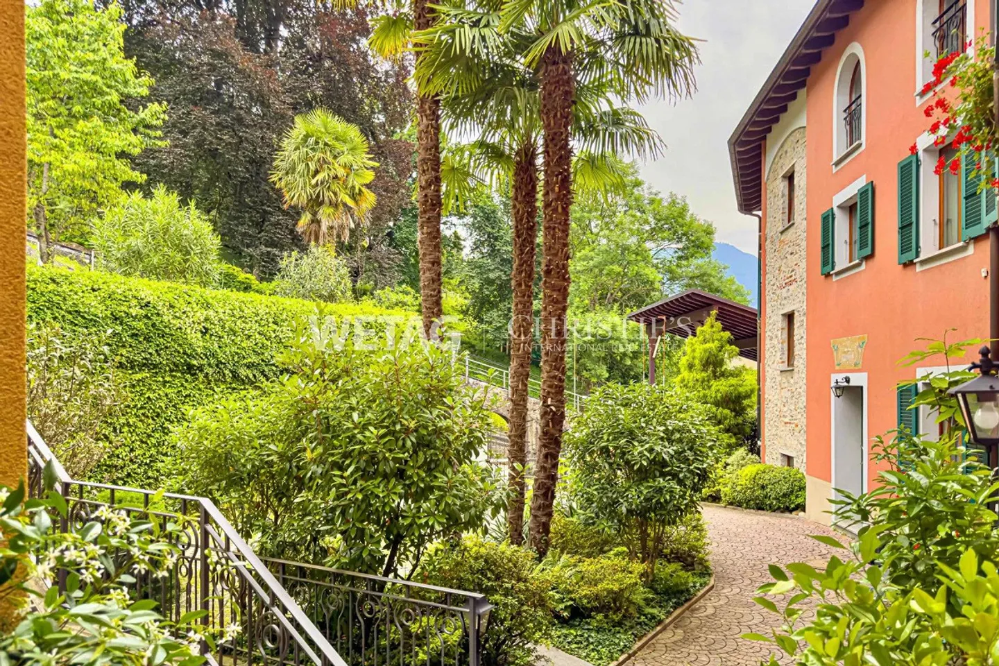 Lugano-Ruvigliana: elegant apartment with breathtaking lake view, pool & garden for sale - Photo 8 of 9