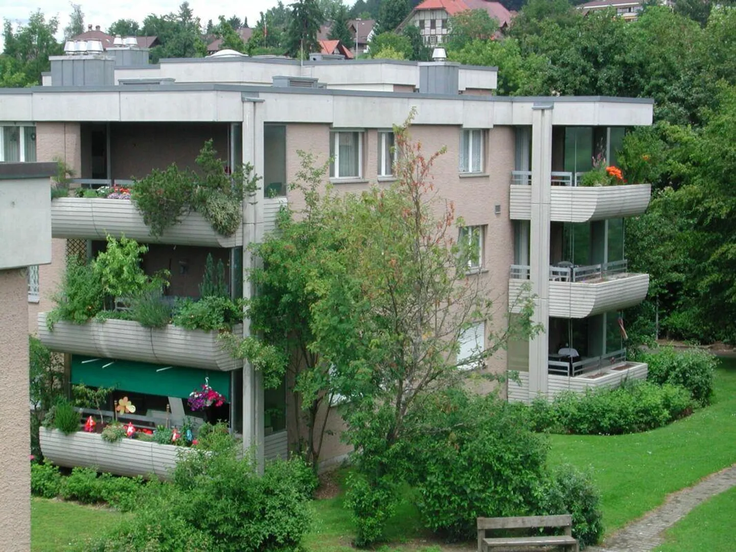 sanierte Wohnung mit Balkon in zentraler Lage - Foto 13 von 13