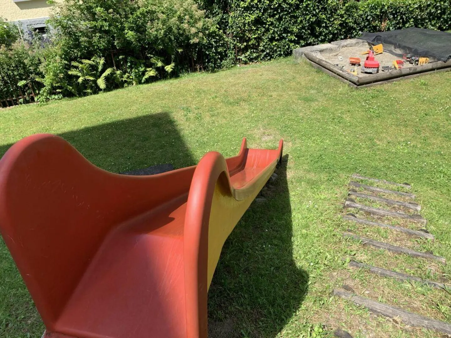 Ottimo appartamento per famiglie al 1° piano con balcone, parco giochi e altro... - Foto 10 di 14
