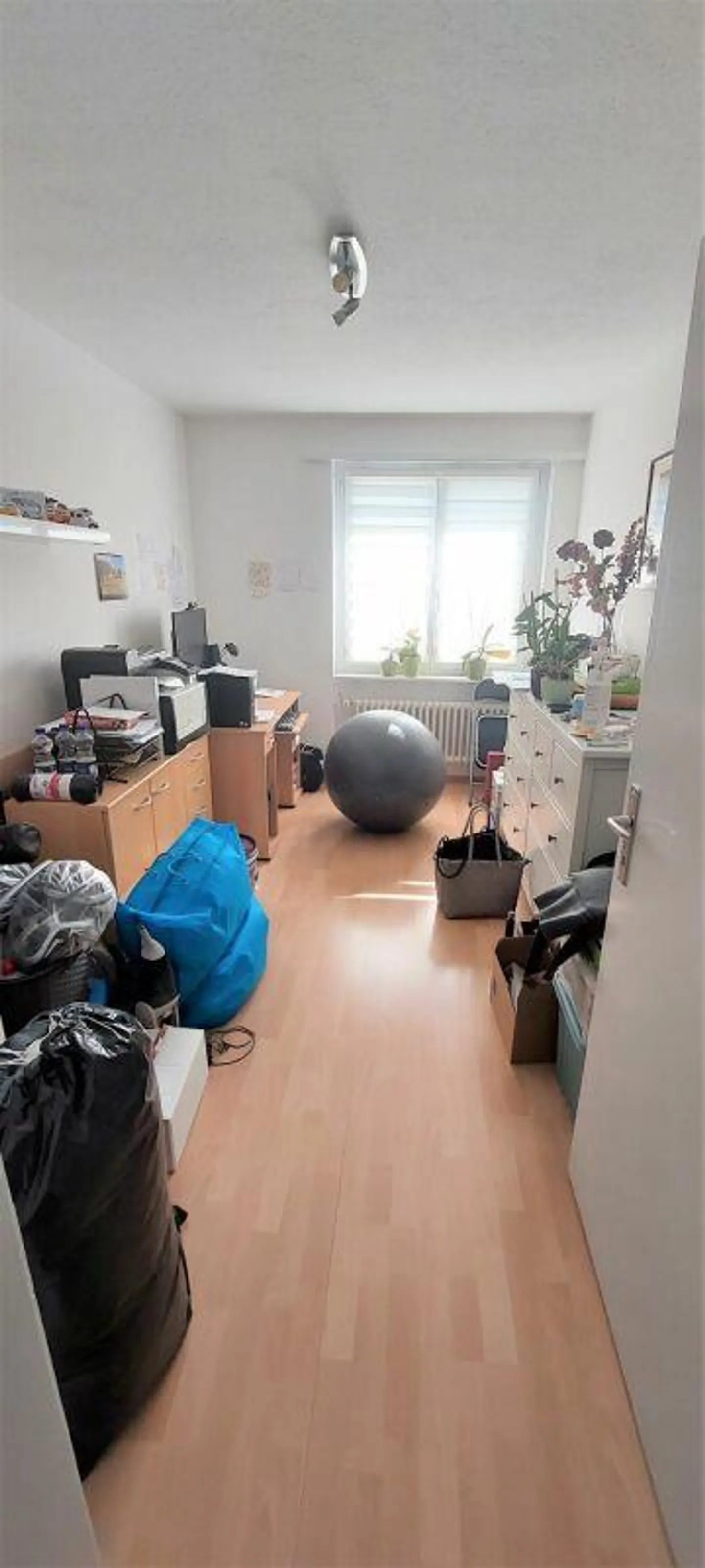 Ottimo appartamento per famiglie al 1° piano con balcone, parco giochi e altro... - Foto 5 di 14
