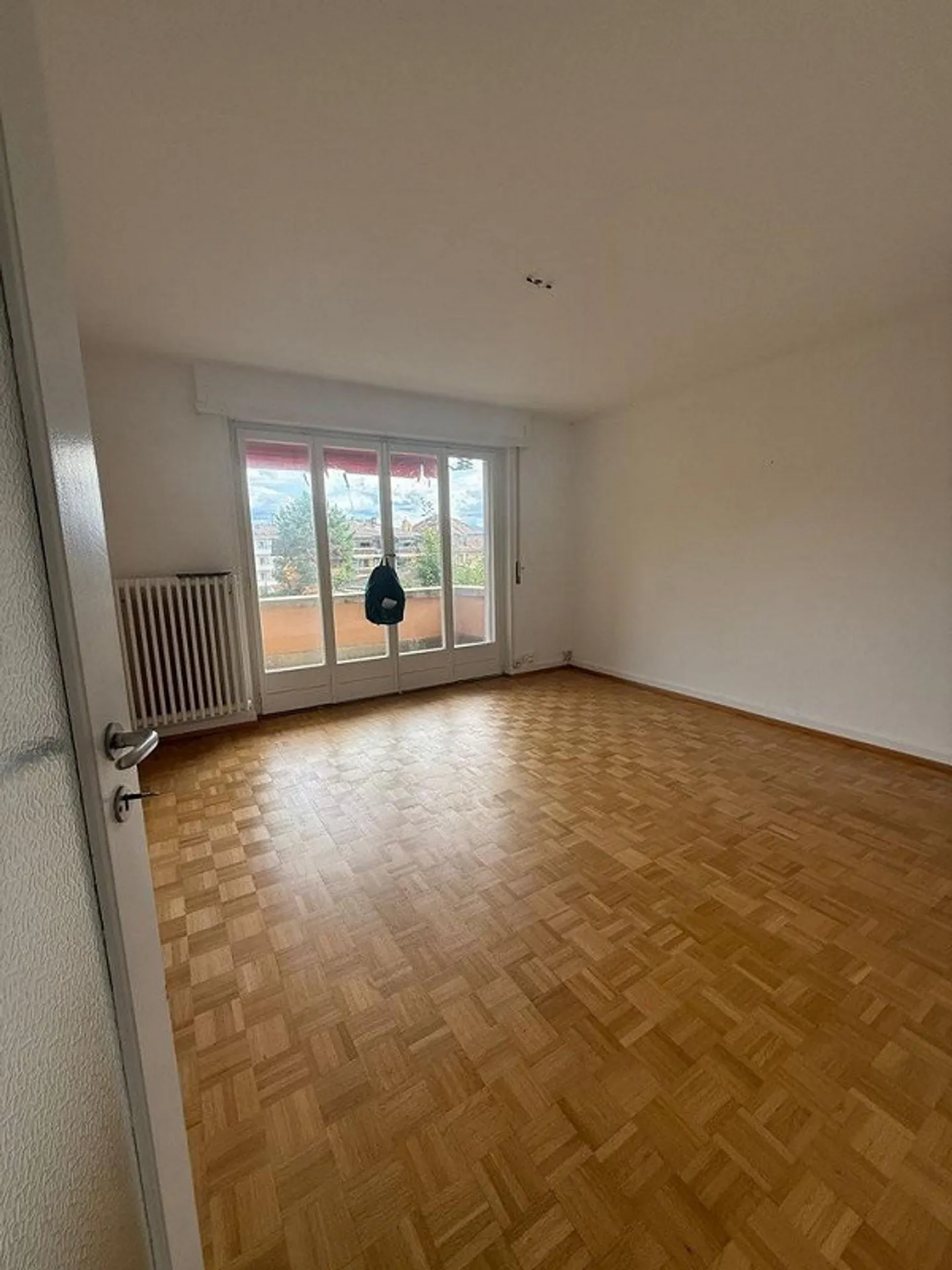 In un quartiere piacevole e tranquillo, scopri questo bel appartamento di 3 stanze - Foto 2 di 4