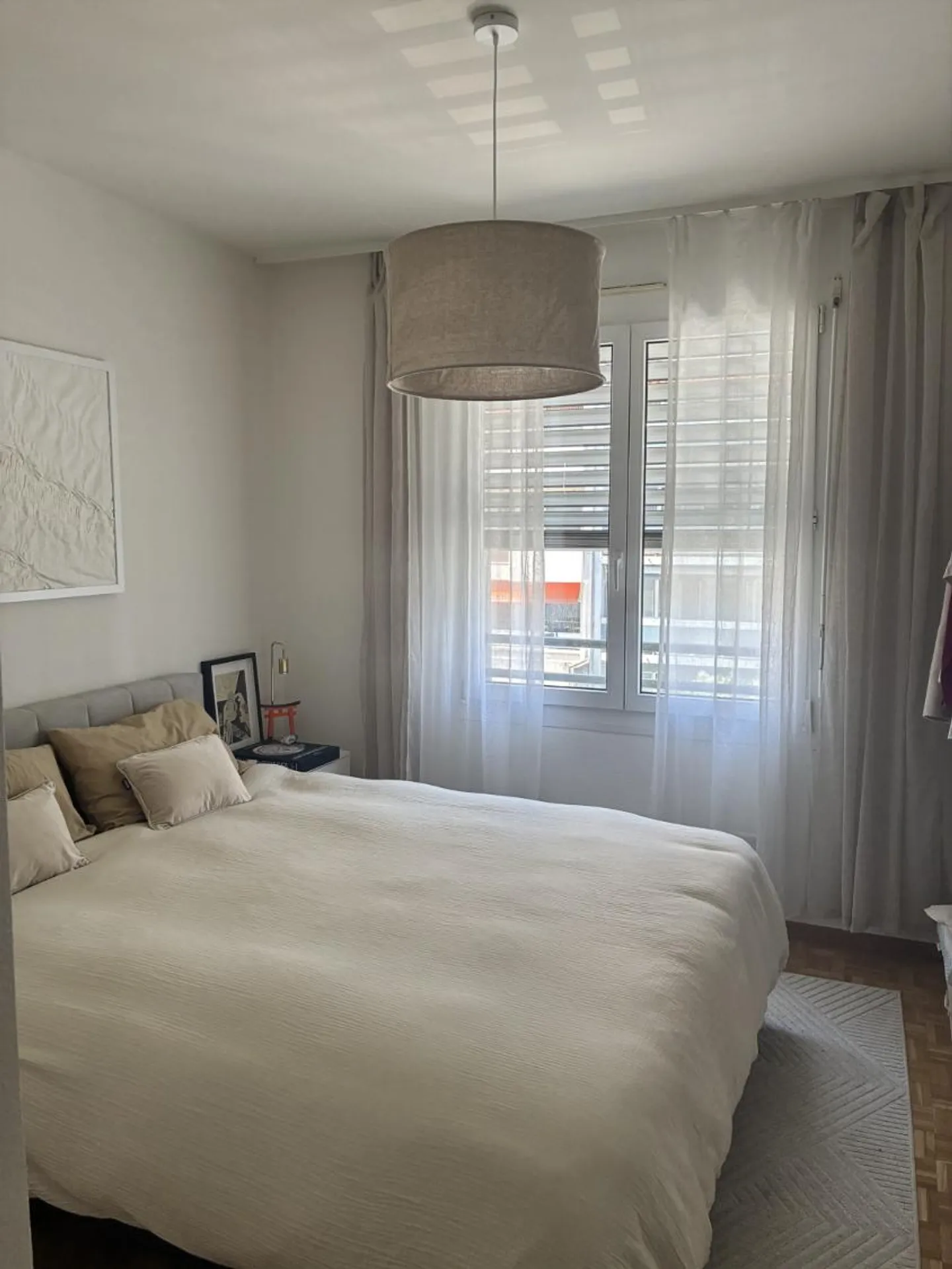 Appartamento di 3 stanze in zona tranquilla e vicino al centro città - Foto 3 di 7