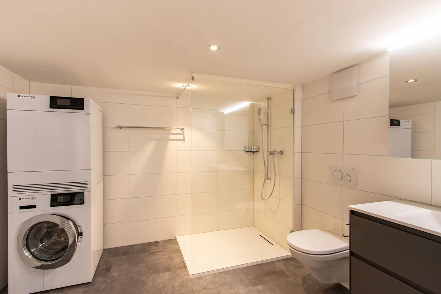 Appartamento affascinante con 2 camere nel cuore di Murten - Foto 3 di 6