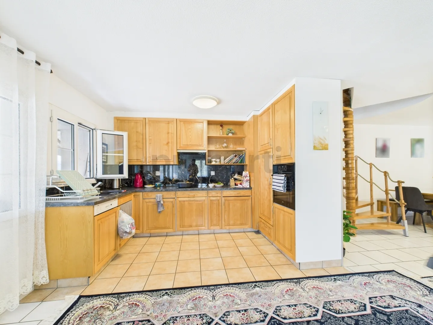 Charming Maisonette Apartment in Zurzach with 5.5 Rooms - Photo 4 of 12