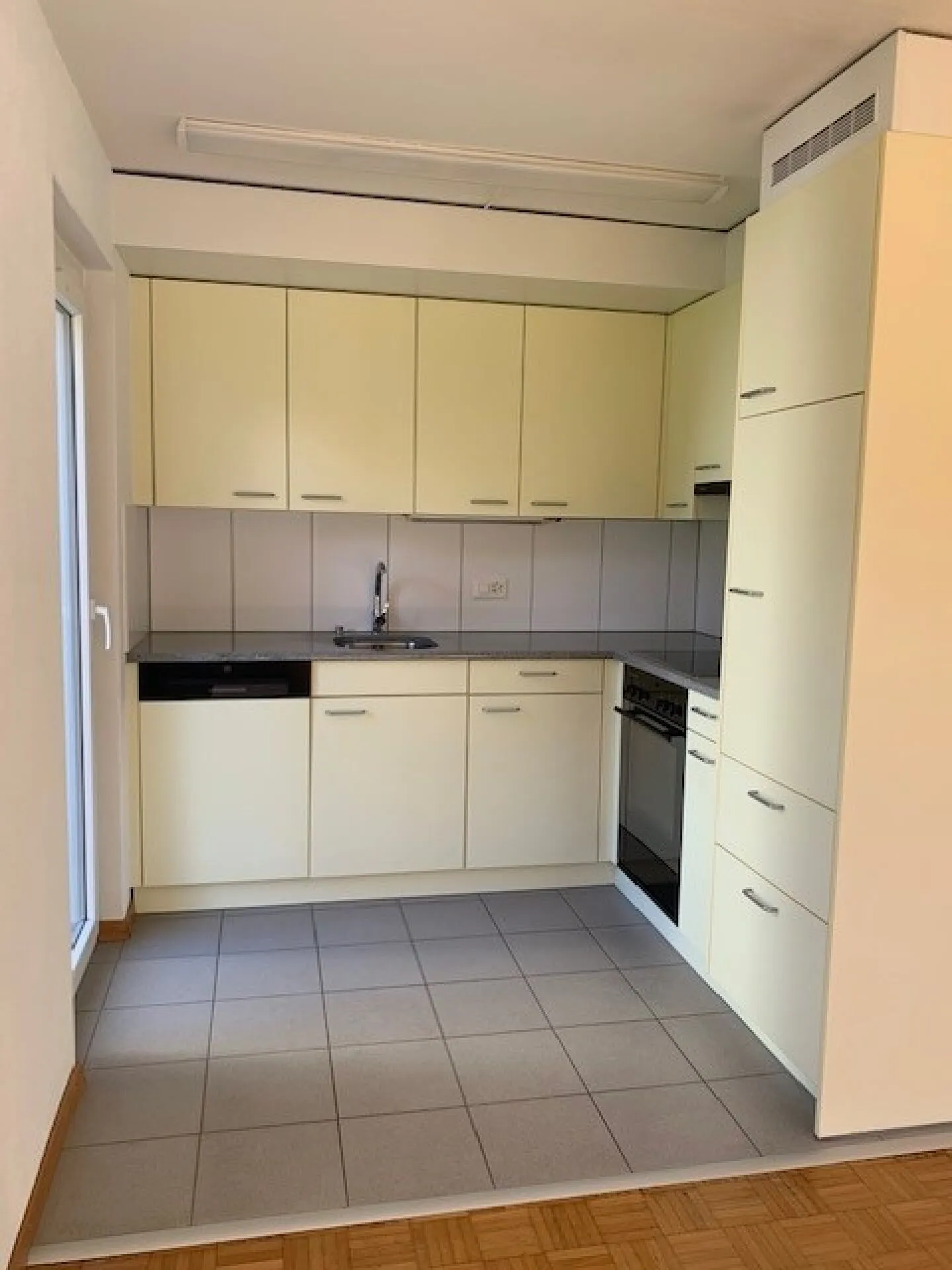 Appartamento giardino soleggiato di 2,5 stanze - Foto 11 di 14