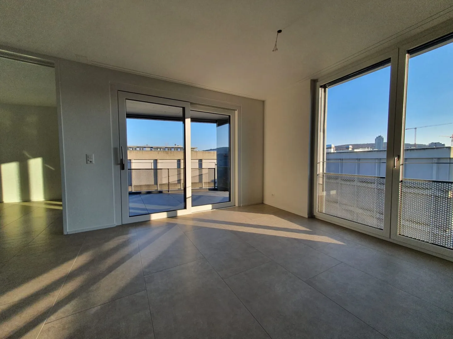 2.5 Room Apartment for Rent Copy - Photo 3 of 7