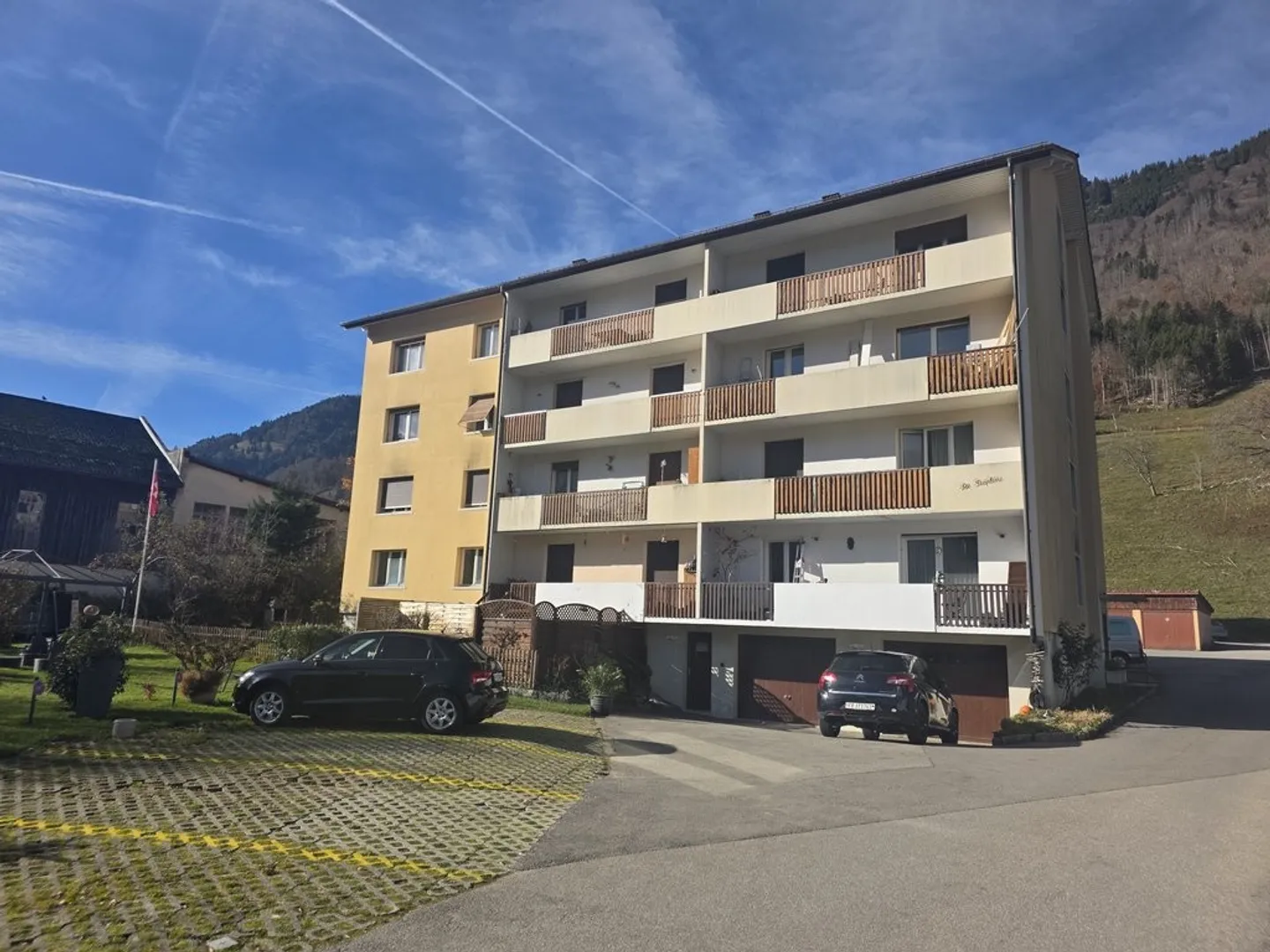 Appartamento 3.5 locali a CHF 1'650.-/mese spese incluse - Foto 1 di 9