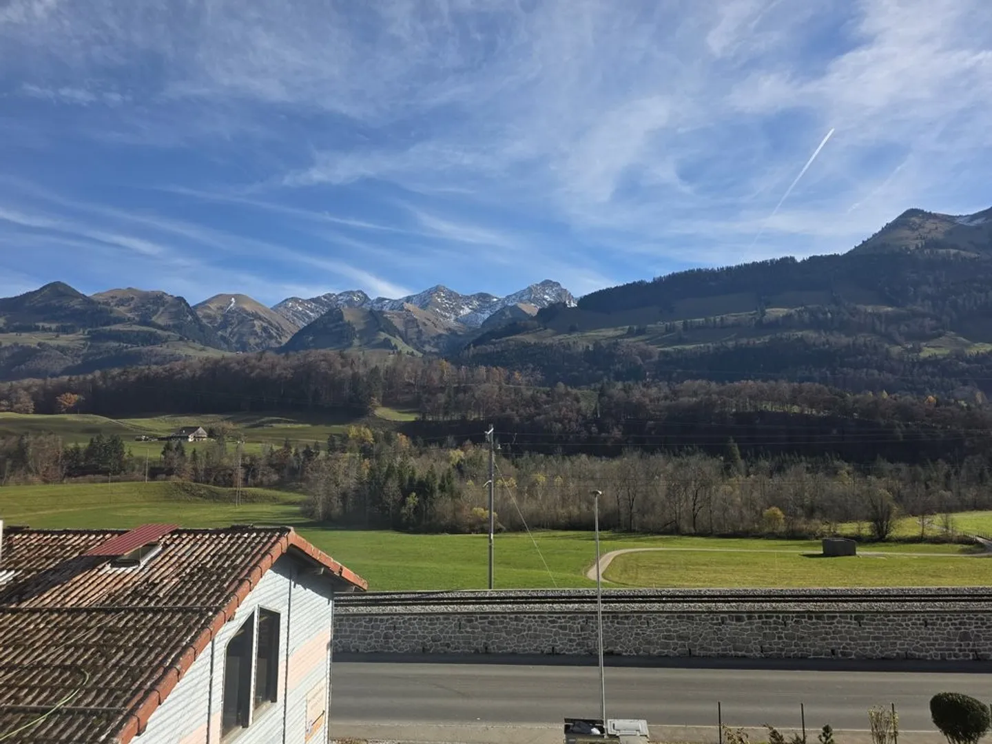 Appartamento 3.5 locali a CHF 1'650.-/mese spese incluse - Foto 2 di 9