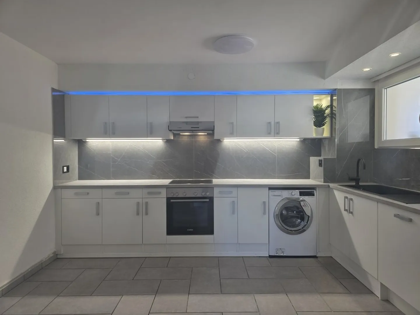 Appartamento 3.5 locali a CHF 1'650.-/mese spese incluse - Foto 9 di 9