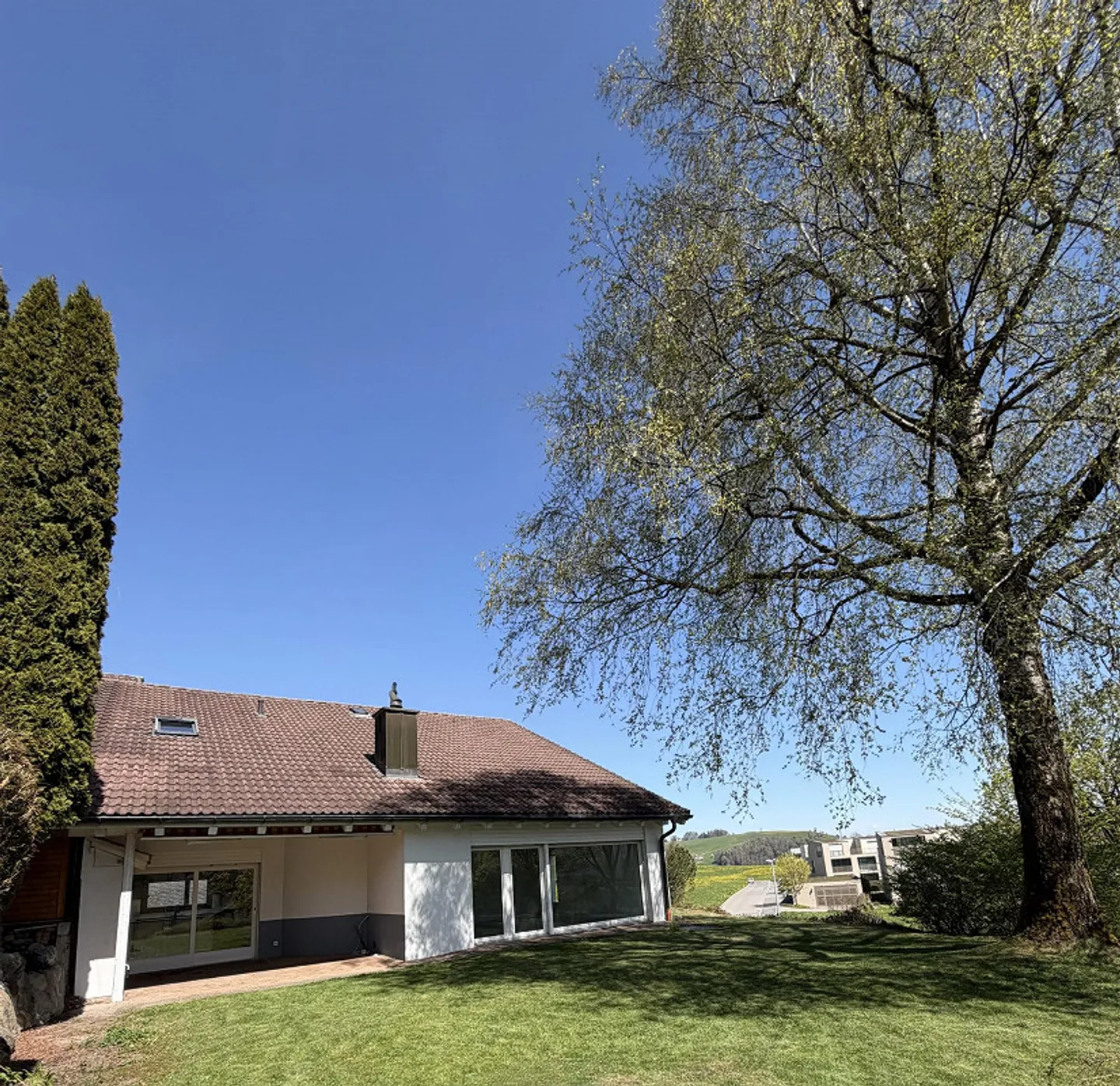 Maison de ville d'angle lumineuse et familiale de 5,5 pièces - Photo 5 sur 28