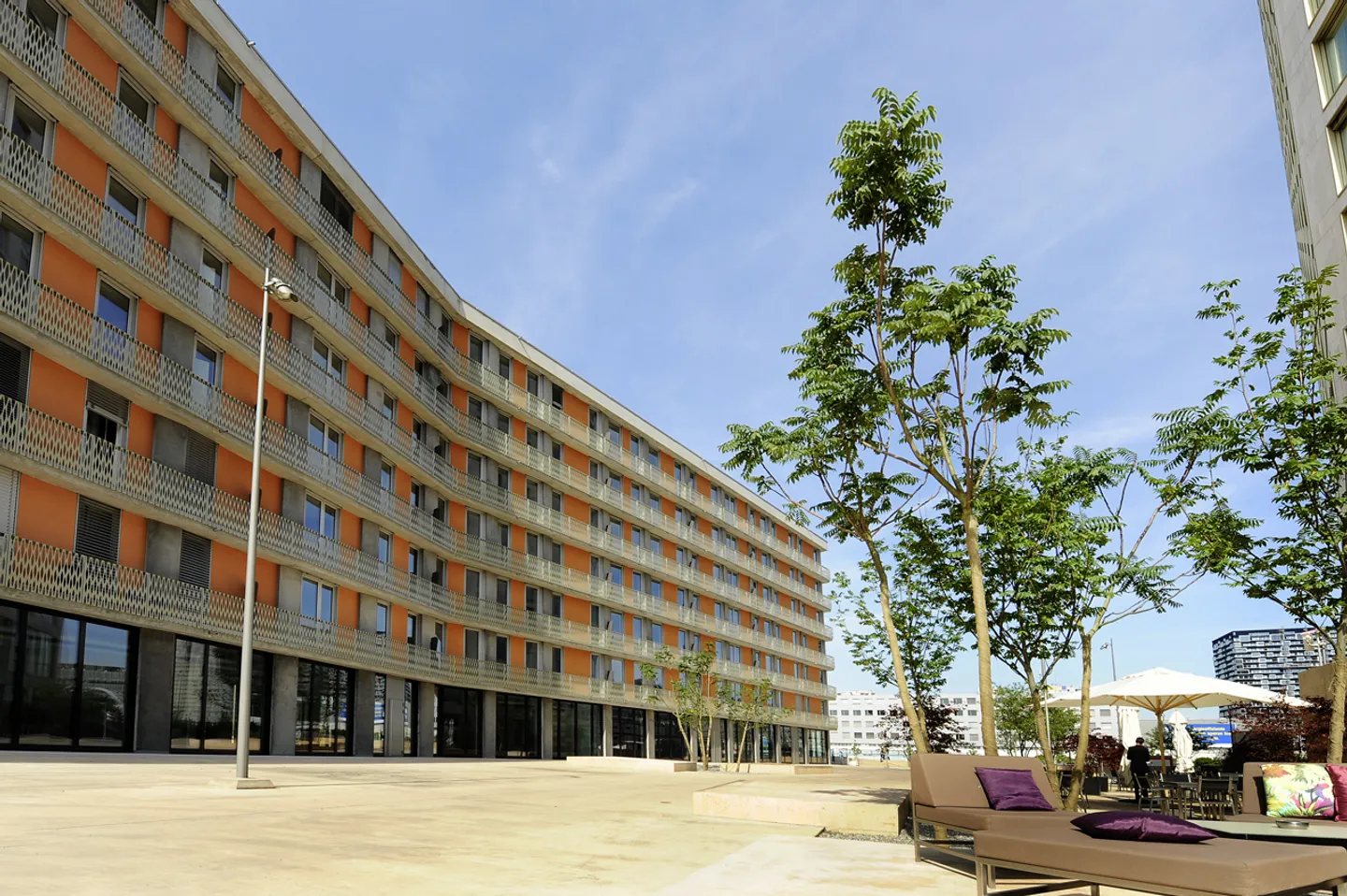 Appartement moderne en ville dans le meilleur emplacement ! - Photo 1 sur 5