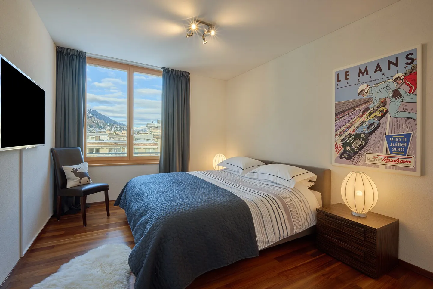 4.5 Room Penthouse Apartment in the Center of Davos Platz - Photo 9 of 10