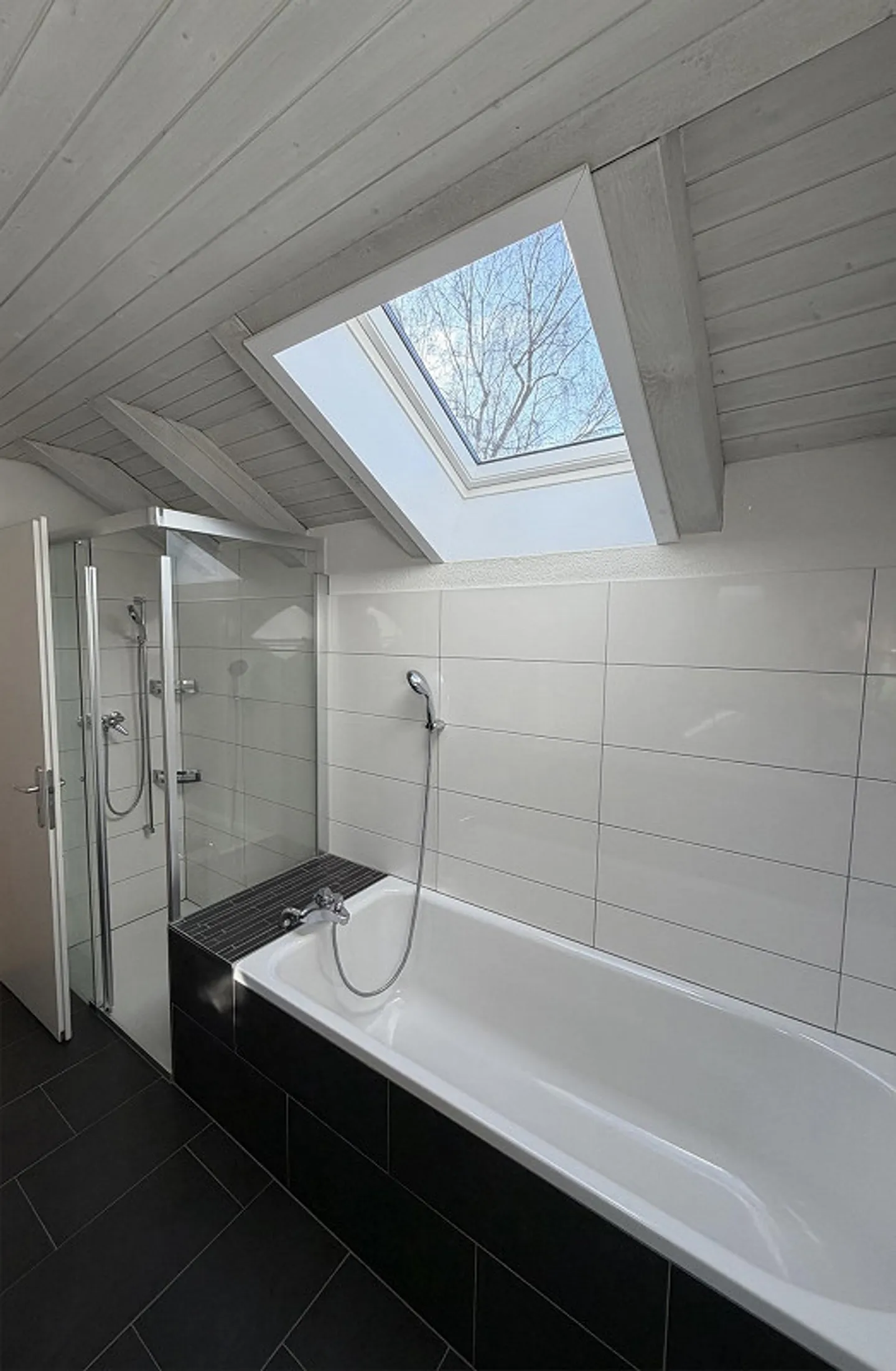 Maison de ville d'angle lumineuse et familiale de 5,5 pièces - Photo 27 sur 28