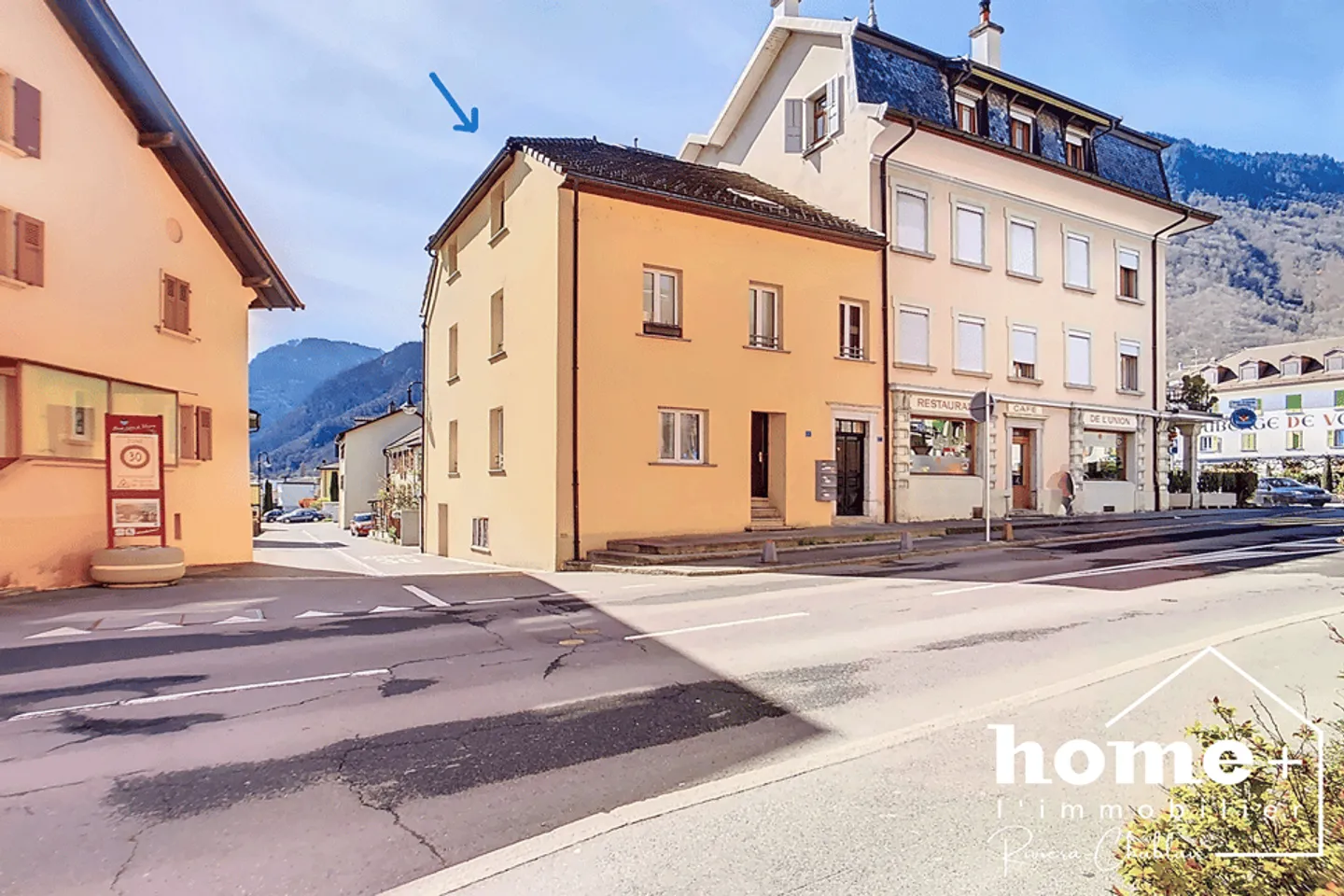 Investment building in the center of Vouvry - Photo 4 of 10