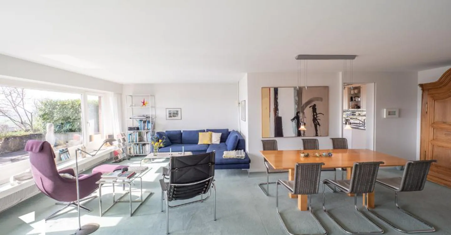 Fehr Real Estate - 4.5-Room Terrace Apartment with Stunning View - Photo 3 of 12
