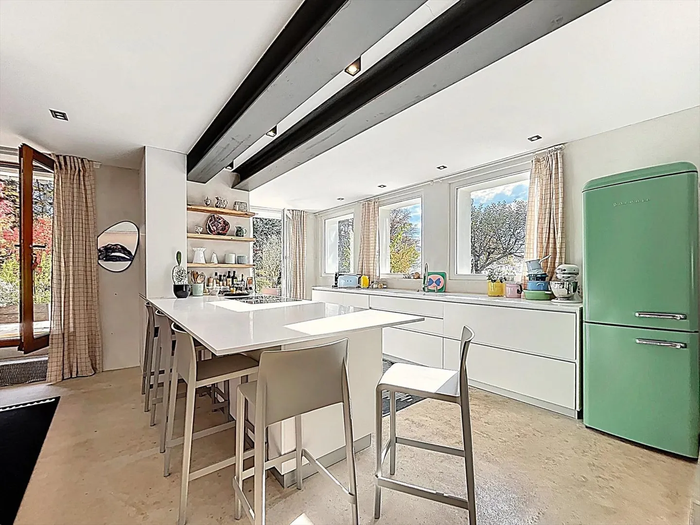 The elegance of a timeless place - Photo 3 of 13