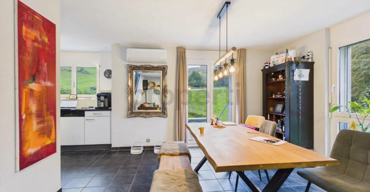 Modernes Einfamilienhaus mit Pool - Foto 2 von 8