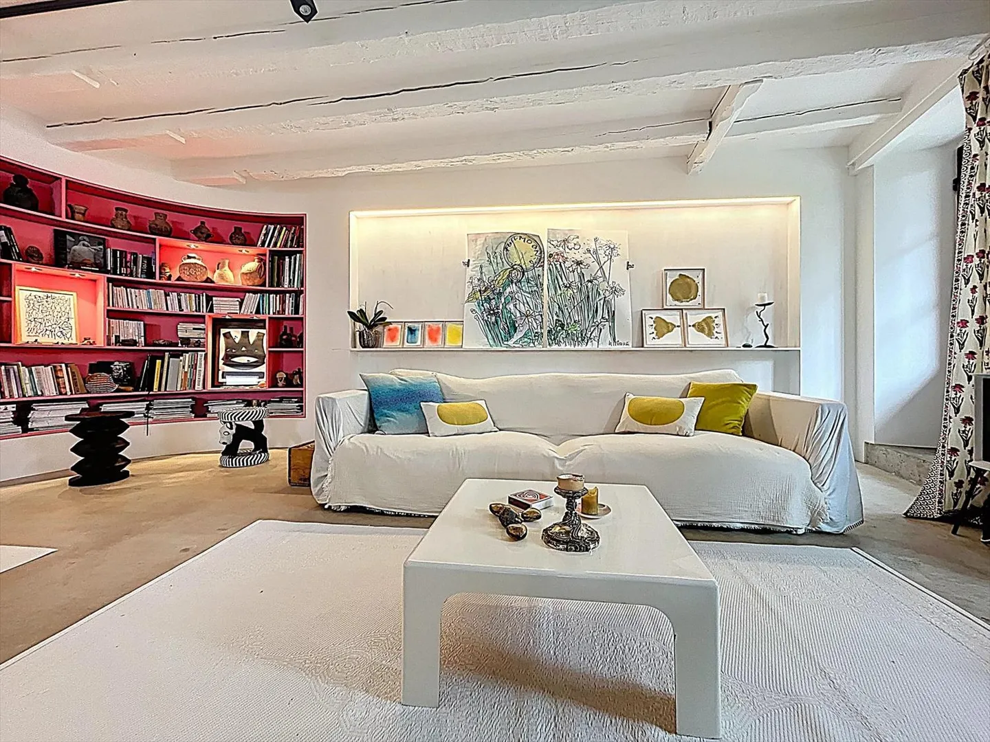 The elegance of a timeless place - Photo 11 of 13