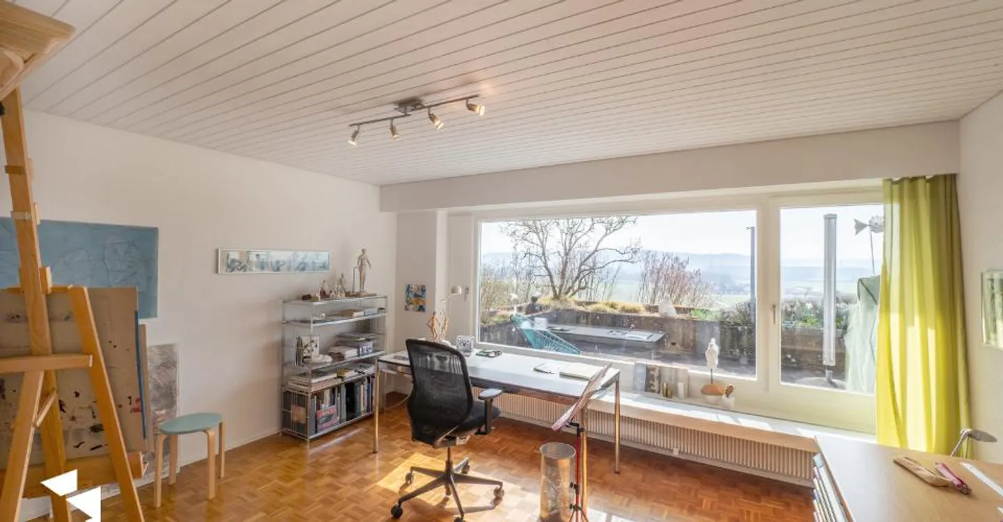 Fehr Real Estate - 4.5-Room Terrace Apartment with Stunning View - Photo 7 of 12
