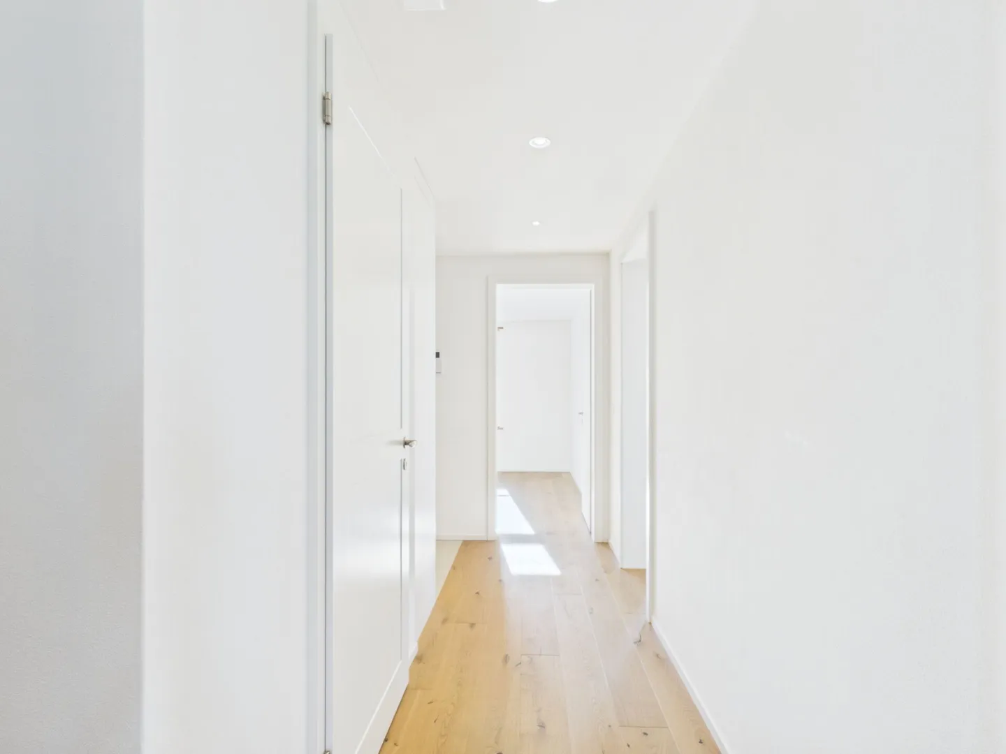 Dreamlike 5-Room Maisonette Apartment with a View - Living in Greenery near Wil - Photo 8 of 16