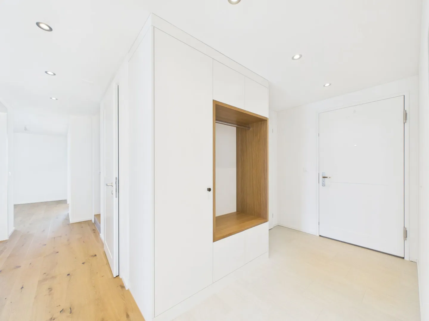 Dreamlike 5-Room Maisonette Apartment with a View - Living in Greenery near Wil - Photo 9 of 16