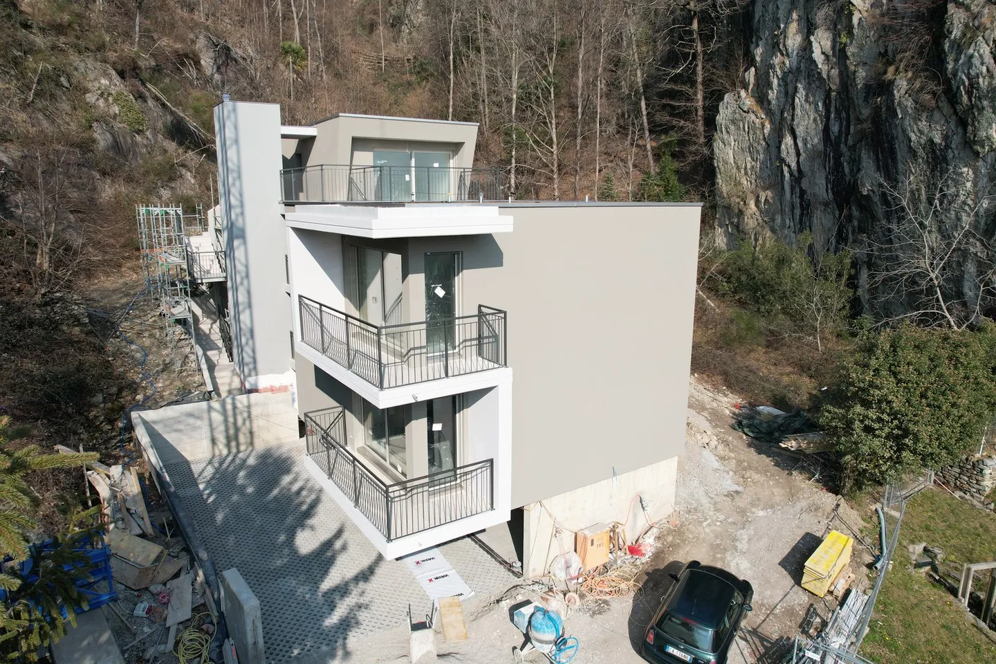 Nouveau studio dans un environnement verdoyant - Photo 4 sur 11