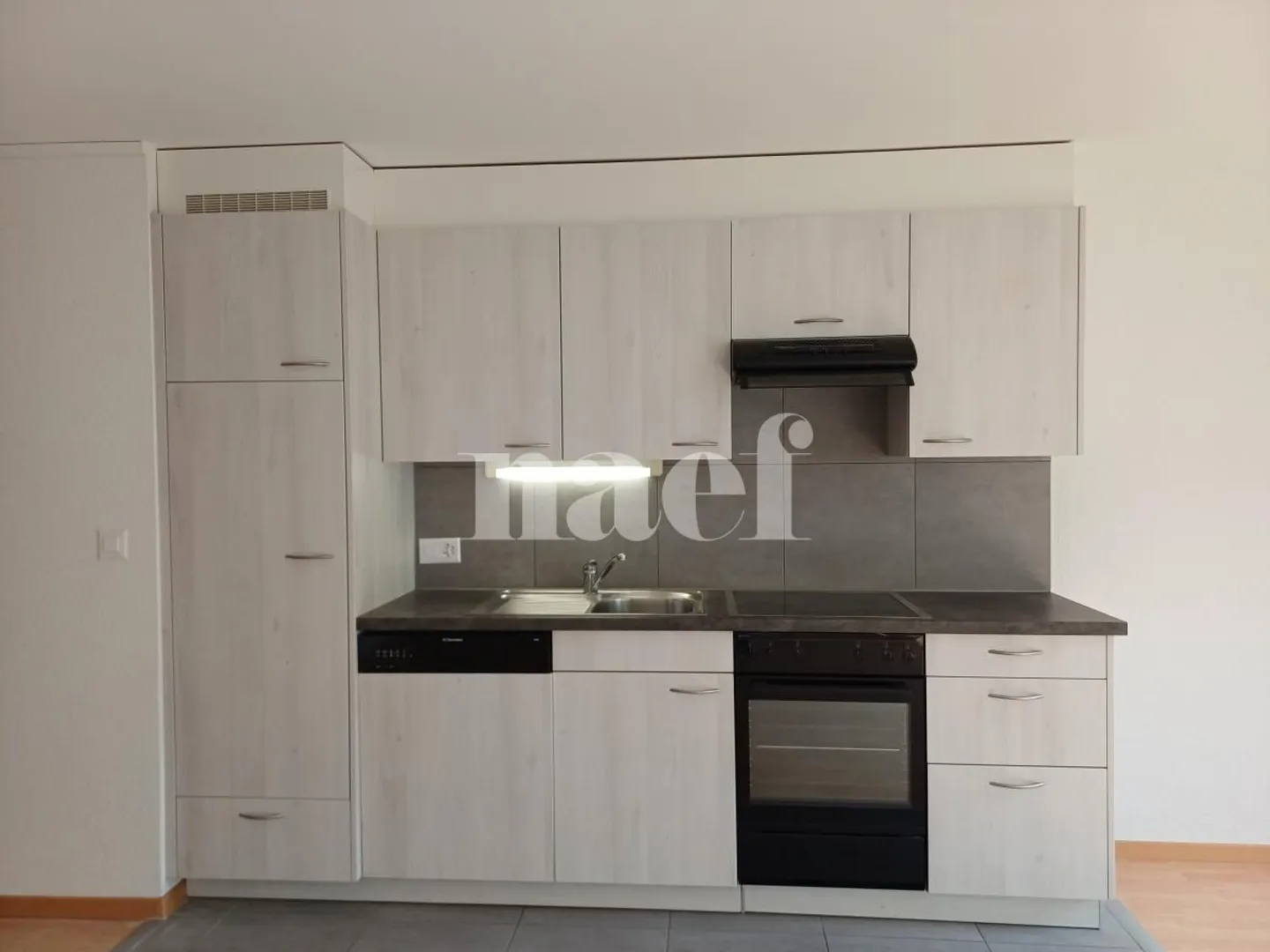 Appartement dans les hauteurs de la Ville - Photo 8 sur 9