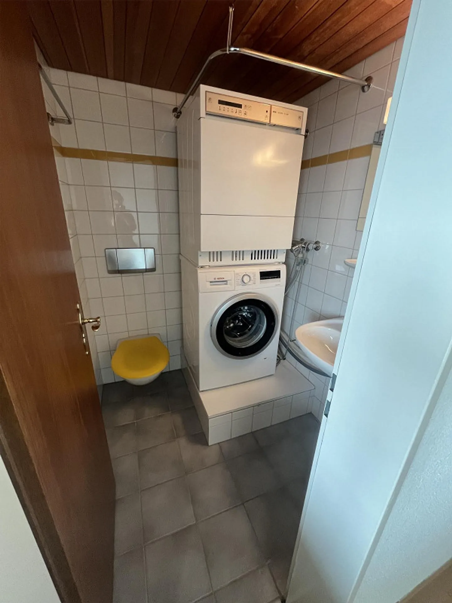 Dans le Metropol - Appartement de 4,5 pièces avec vue imprenable - Photo 7 sur 20