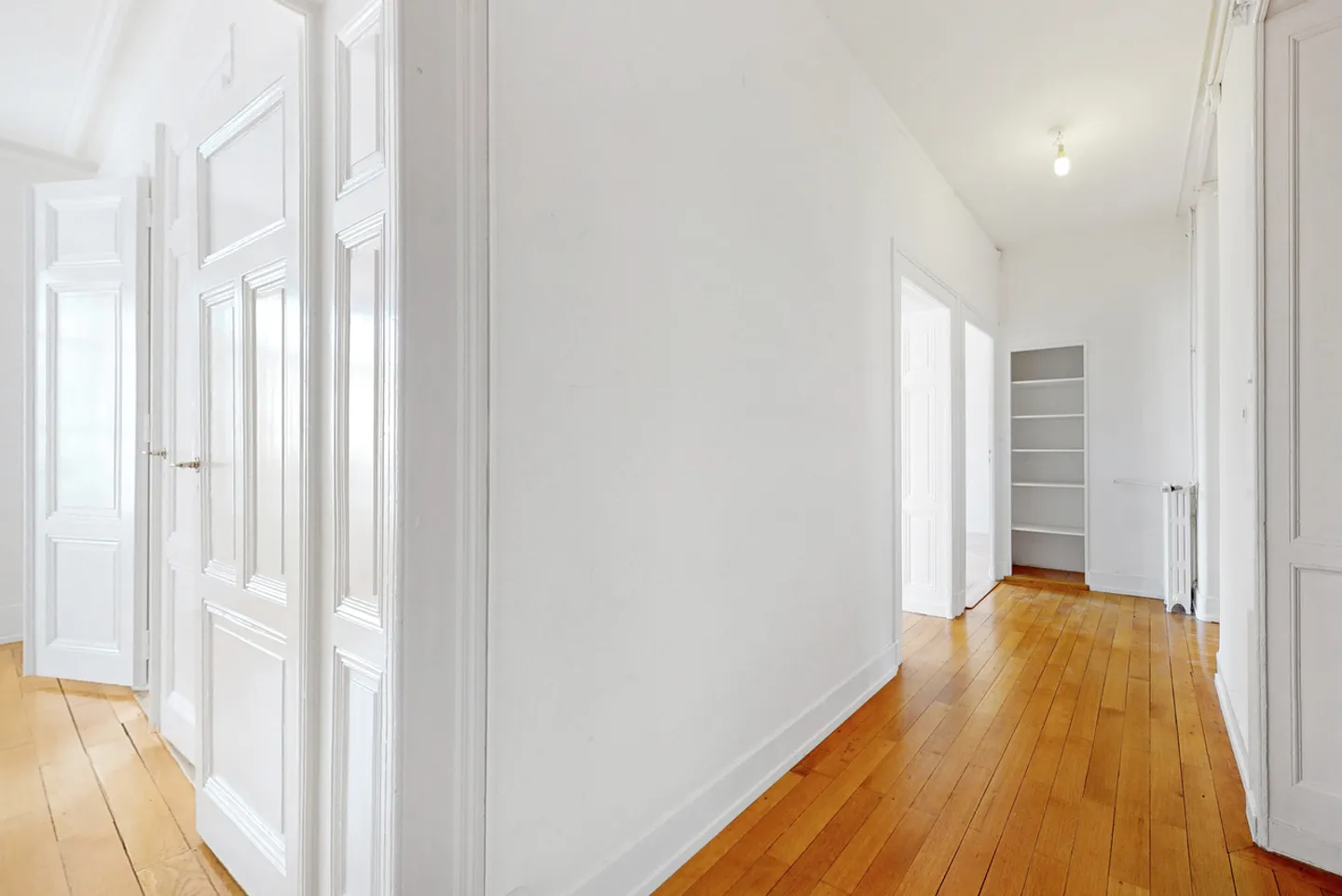 Un bel appartamento nel quartiere di Plainpalais! - Foto 3 di 6