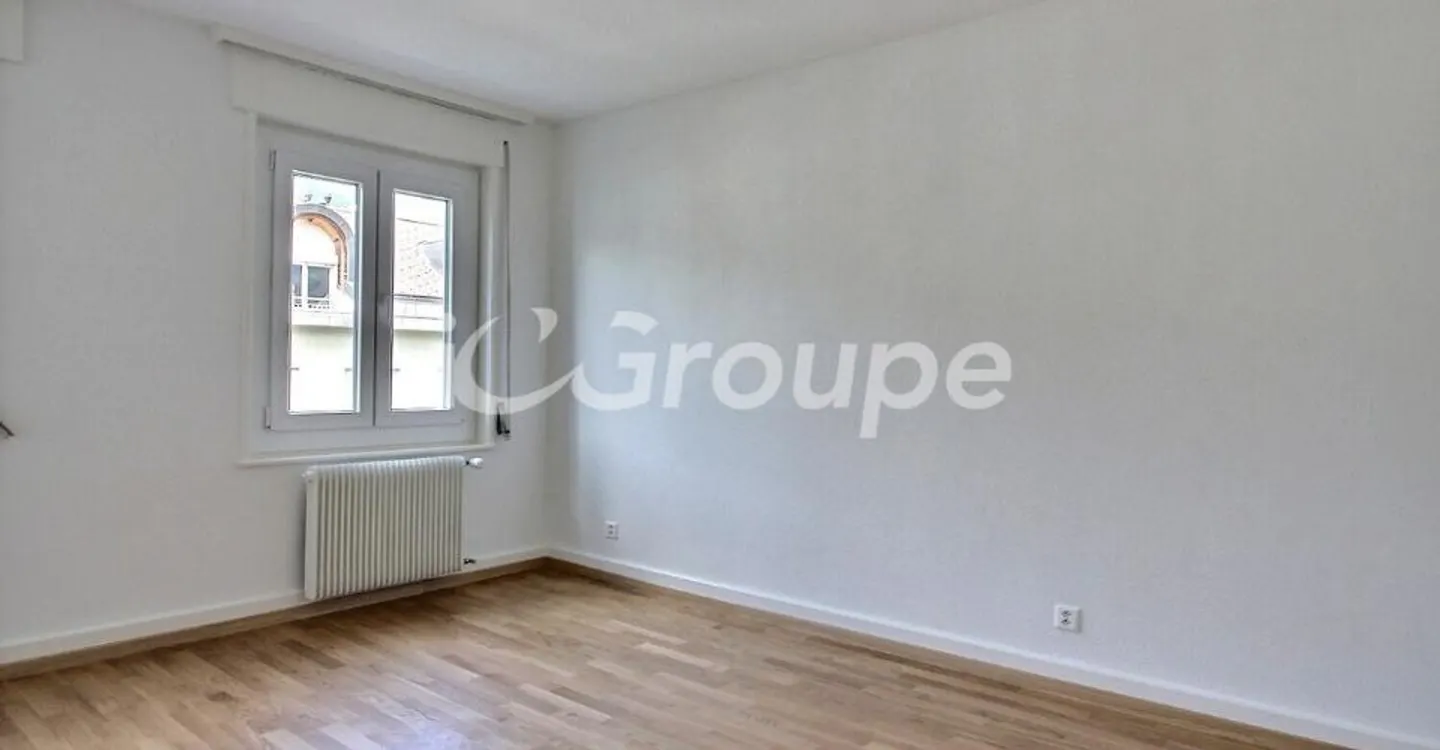 Beautiful renovated 3-room apartment for rent in Sion - Photo 3 of 6