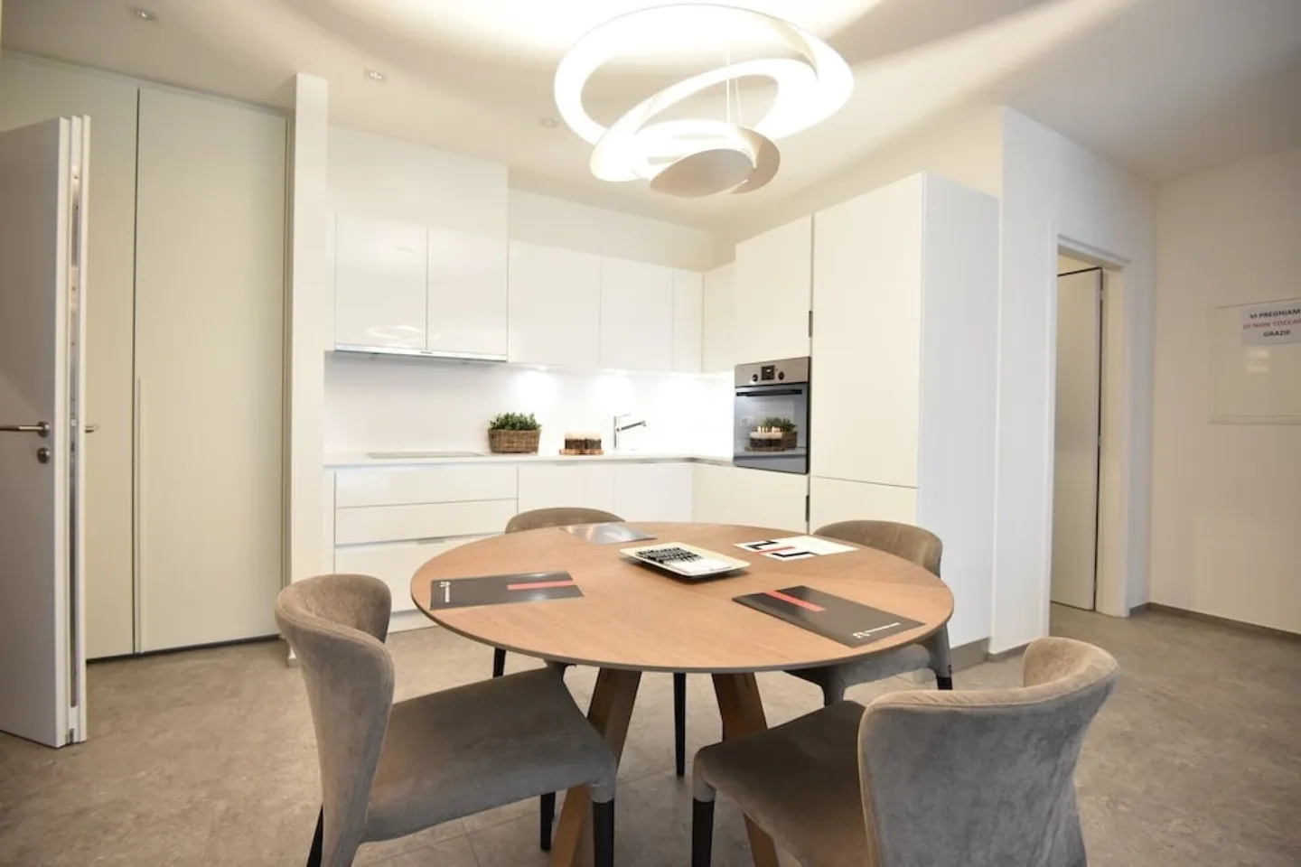 Arbed Living Hotel - C11 Bellinzona - Foto 2 di 9