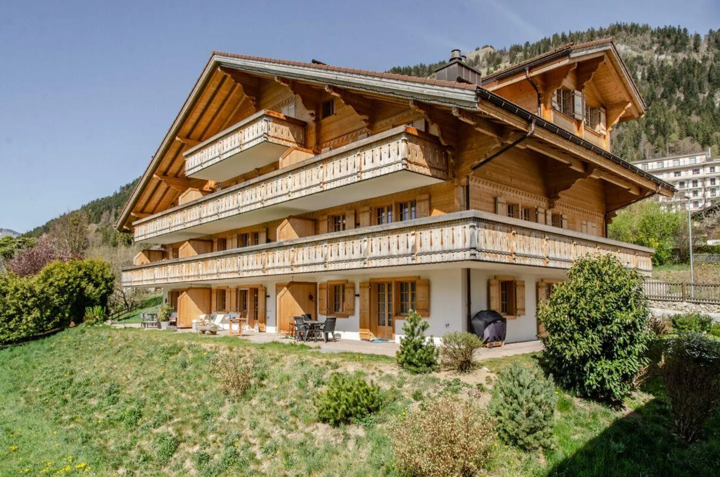 Helle 4,5-Zimmer-Wohnung in Château-d'Oex - Foto 2 von 15