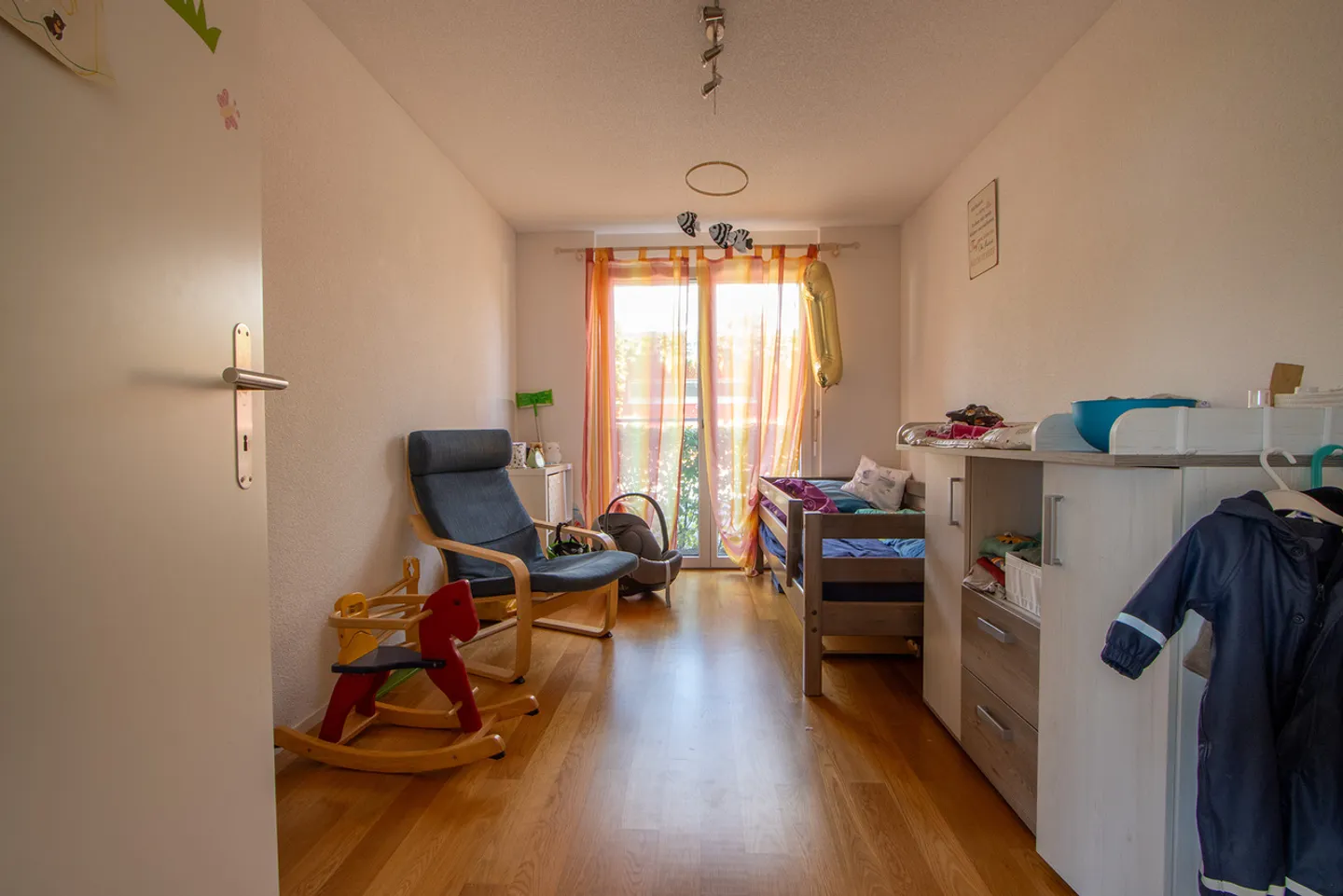 Modern 5.5-Room Apartment - Photo 8 of 13