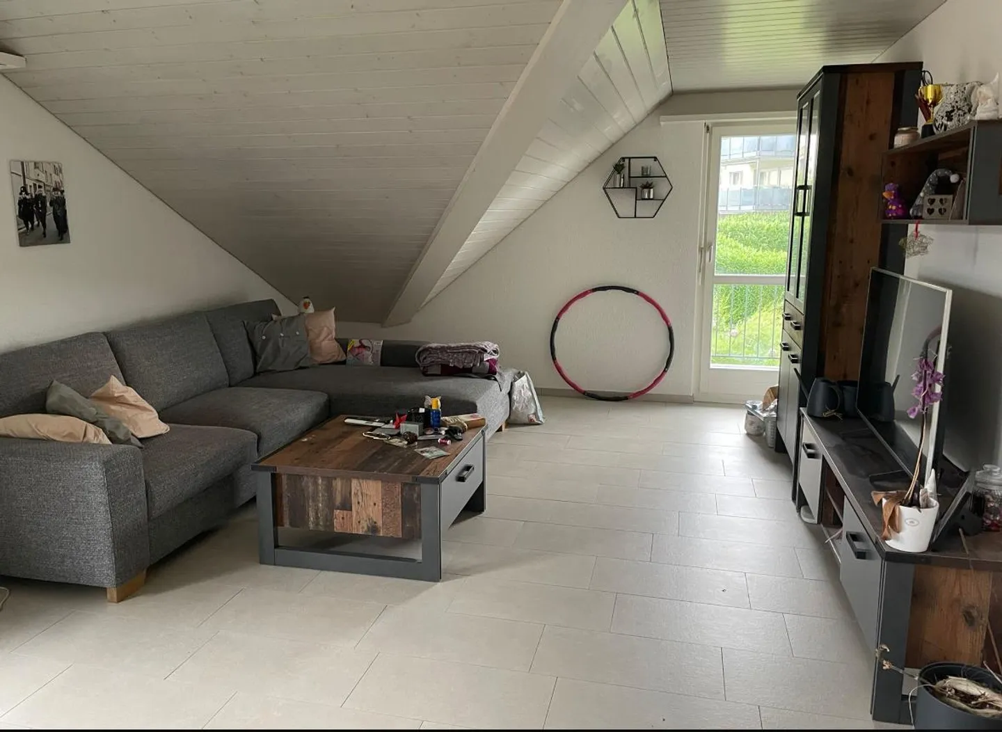 Charmante 3.5 Zimmer Wohnung - Foto 2 von 4