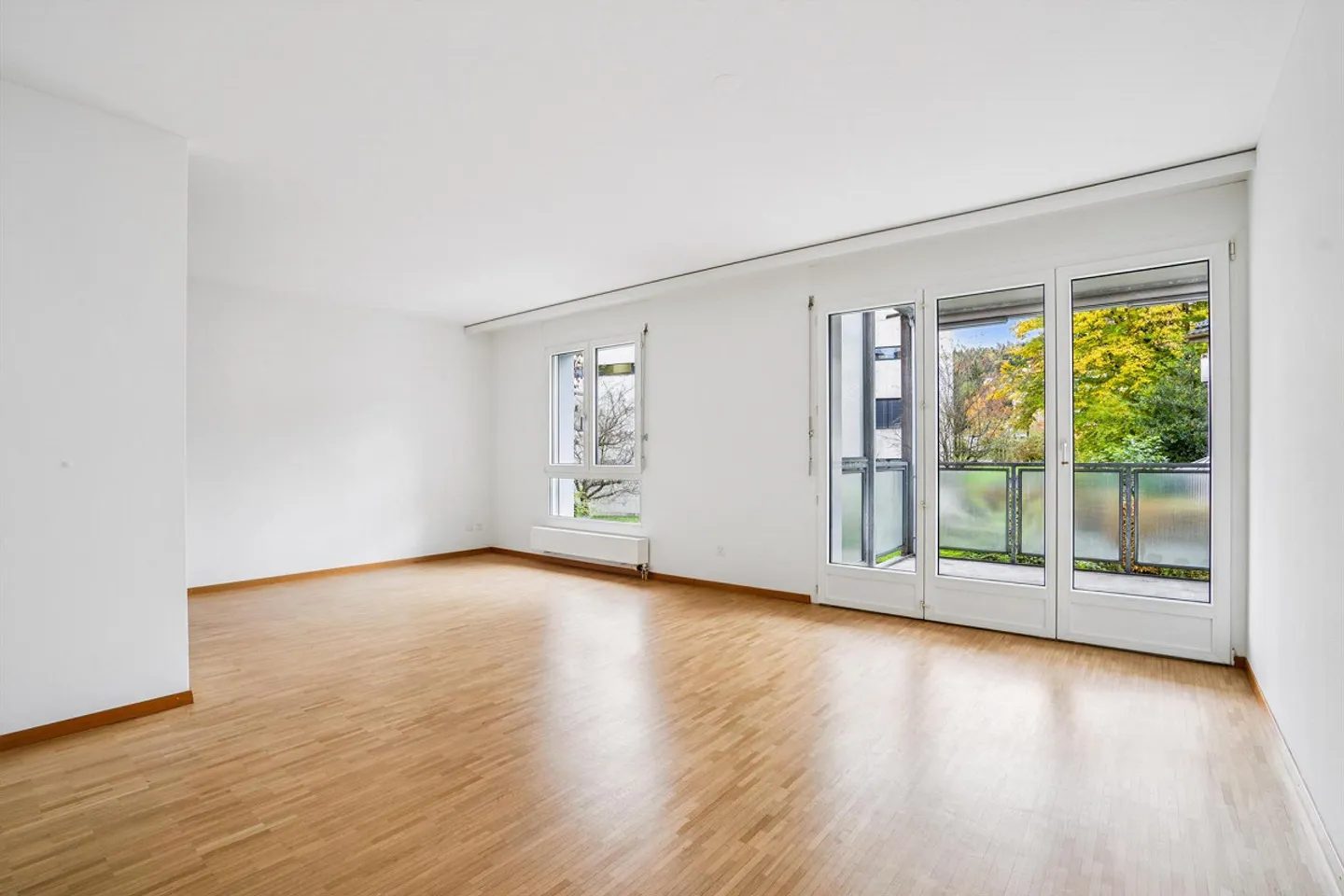 Sunny apartment near St. Fiden train station - Photo 3 of 10