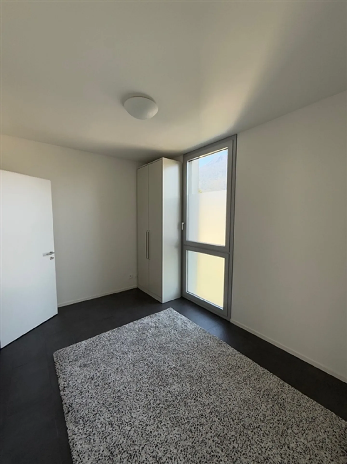 SPACIOUS AND MODERN OFFICE OF 160 M2 - VERY CENTRAL - Photo 12 of 14