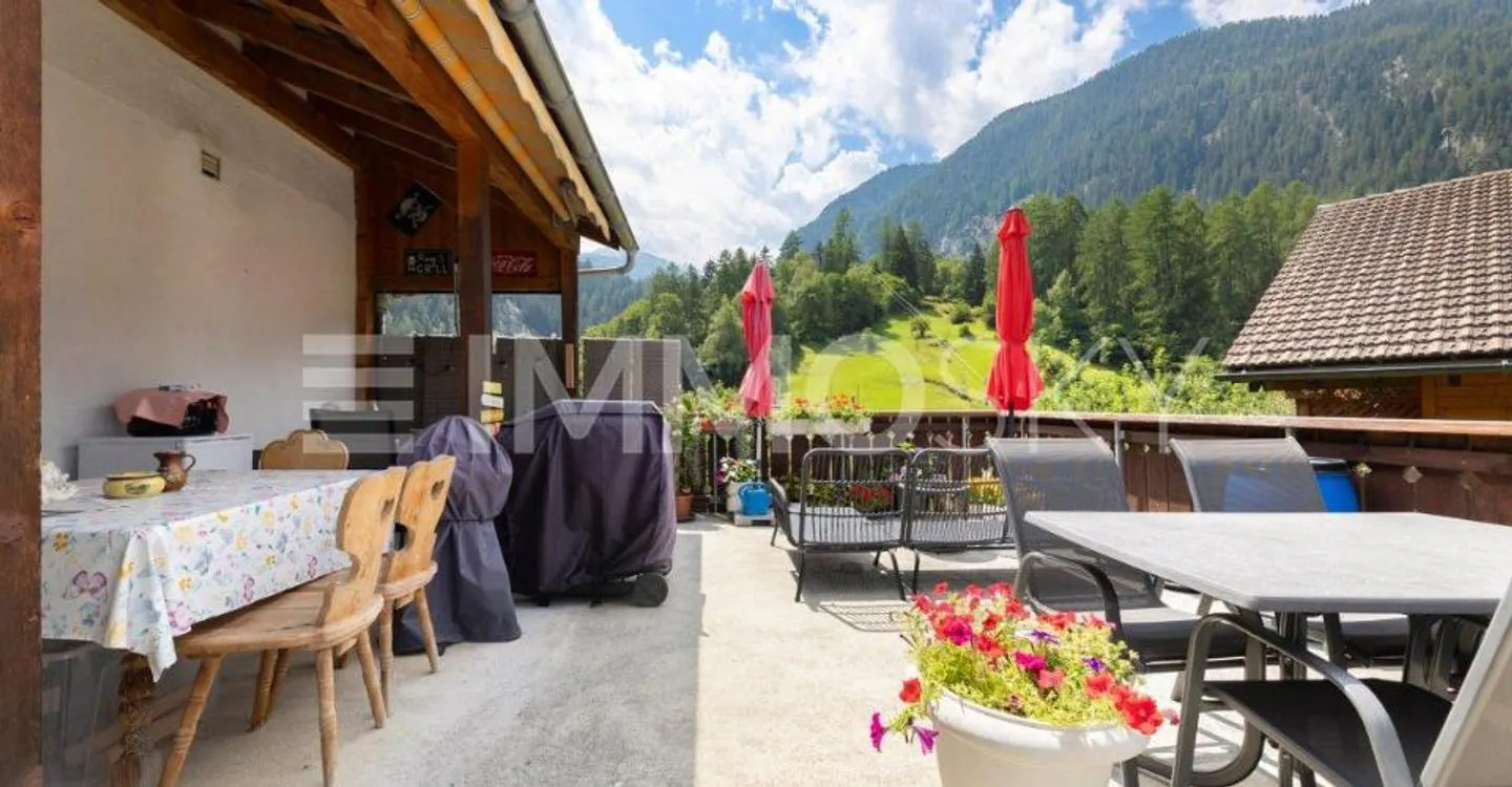 Charaktervolles 3-Familienhaus mit viel Gestaltungsspielraum - Foto 4 di 4