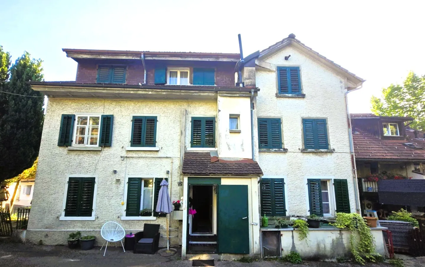 Un paradis pour les artisans : maison individuelle à rénover dans un emplacement central - Photo 9 sur 12