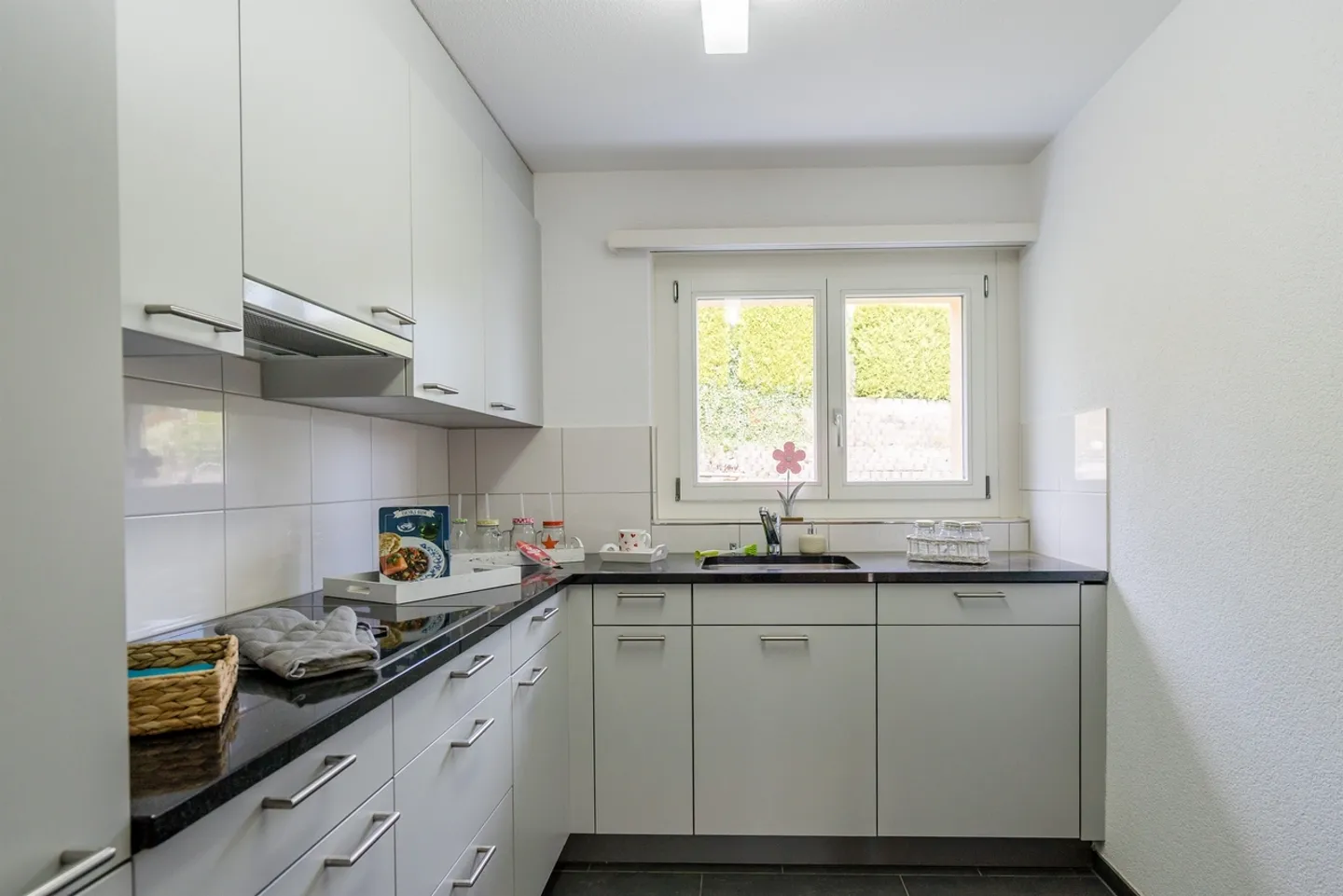 Ottimo appartamento singolo con balcone - Foto 2 di 5