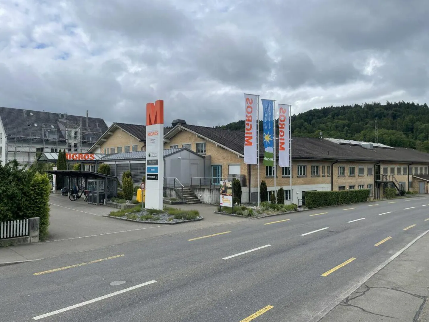 Espace de gastronomie ou de vente au détail attrayant - Photo 1 sur 17