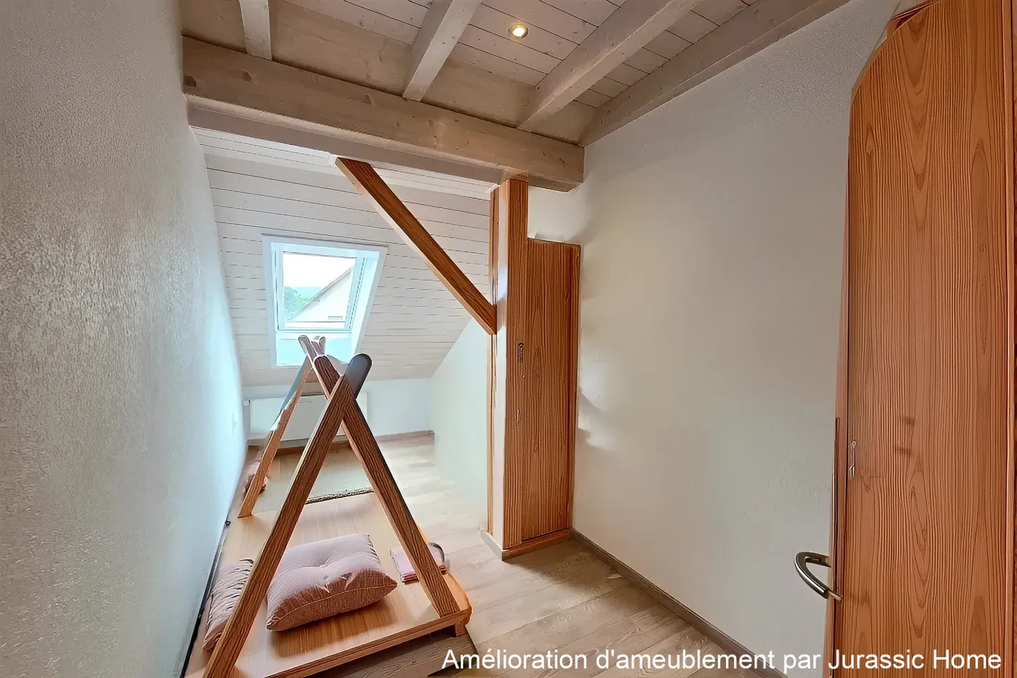 Contemporary Loft in Alle - Photo 12 of 15