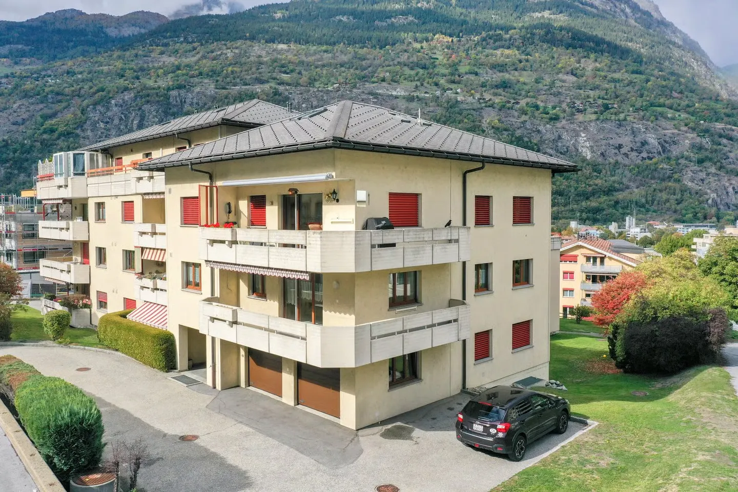 Charmante Wohnung in Brig-Glis - Foto 1 von 14