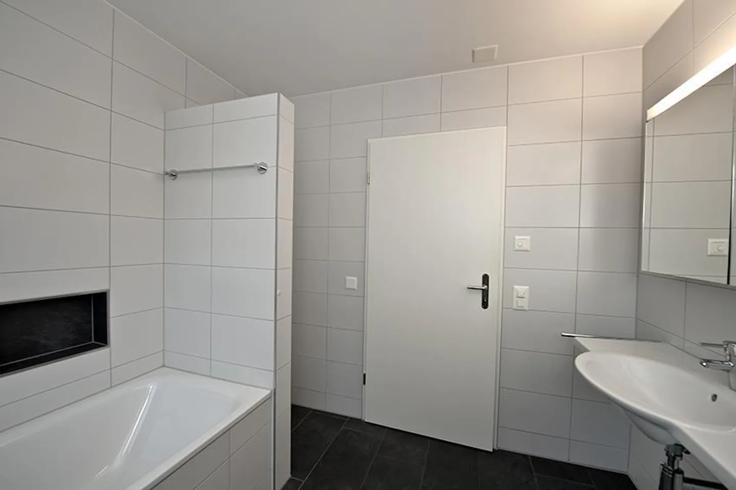 Helle 4.5 Zimmer-Wohnung mit pfiffigem Grundriss - Foto 9 von 15