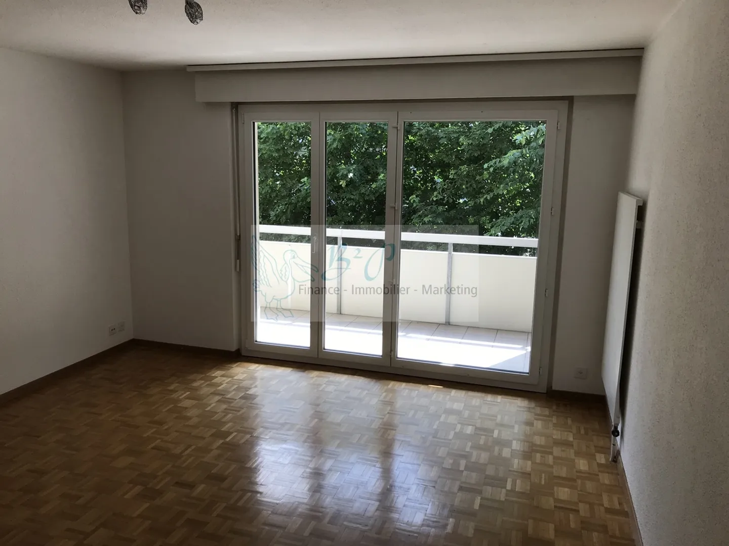 Bel Appartement dans Quartier Calme - Photo 3 sur 6