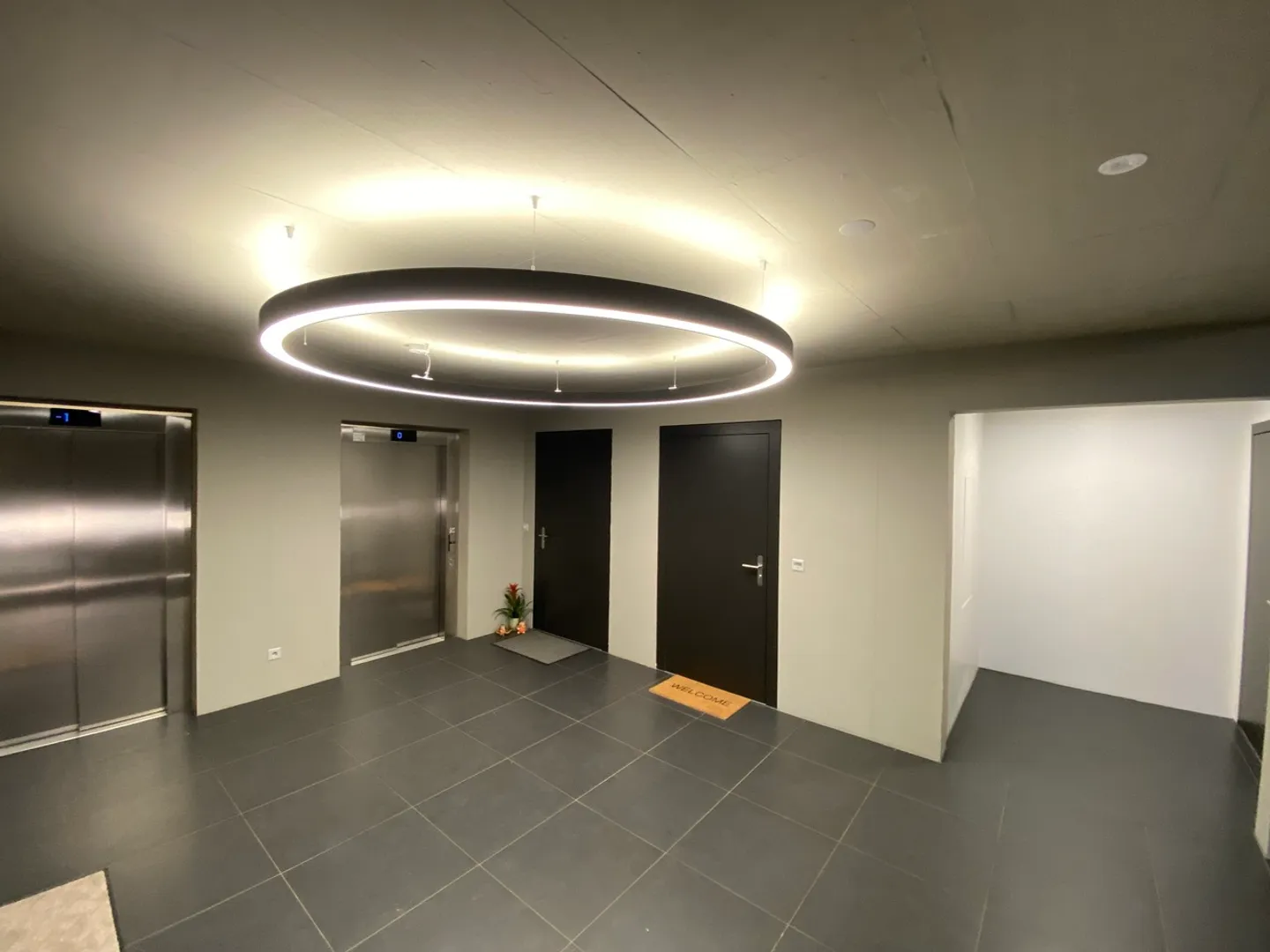 Appartement de 5,5 pièces de haut standing avec ascenseur - Photo 16 sur 30