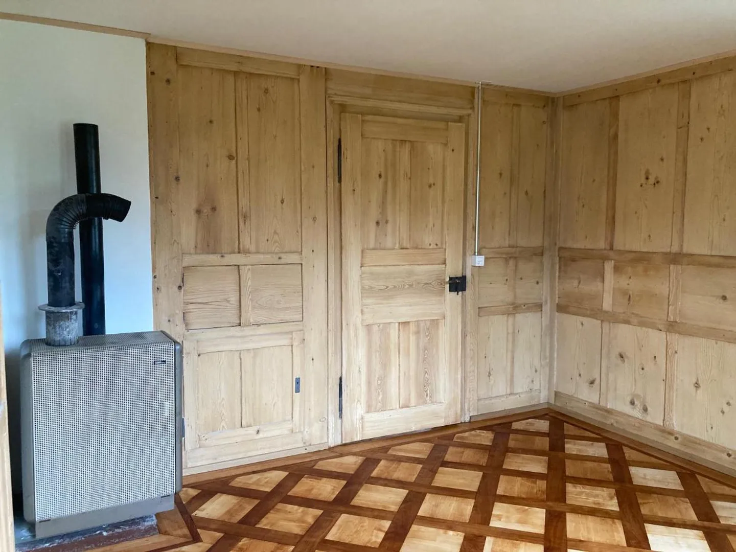 3 Room Apartment - Photo 1 of 5